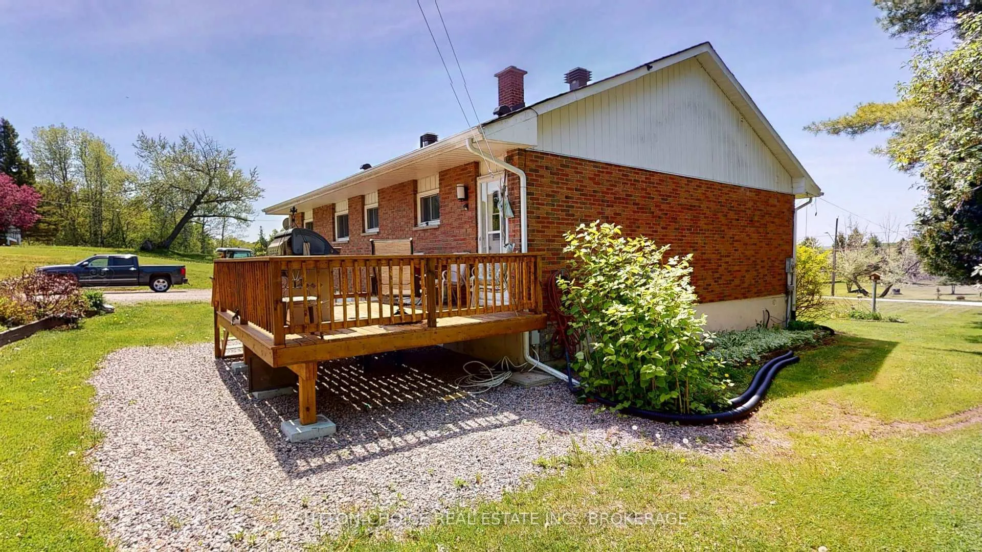 Photo 2 of 222 Yonge Street, Bonfield — HOMEH