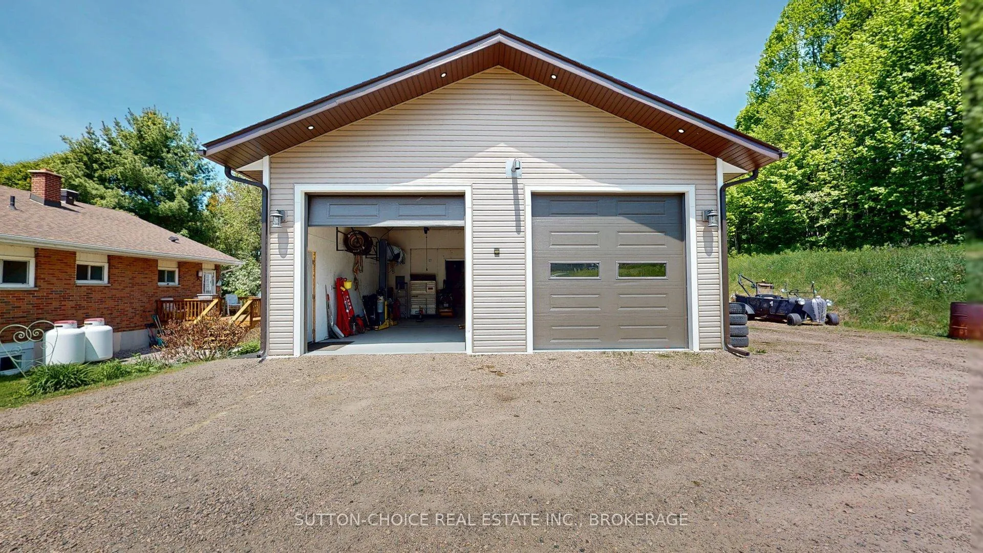 Photo 3 of 222 Yonge Street, Bonfield — HOMEH