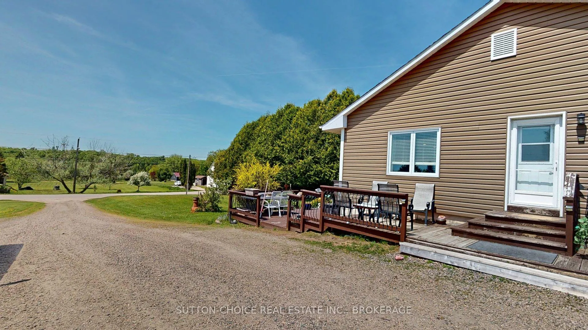 Photo 5 of 222 Yonge Street, Bonfield — HOMEH