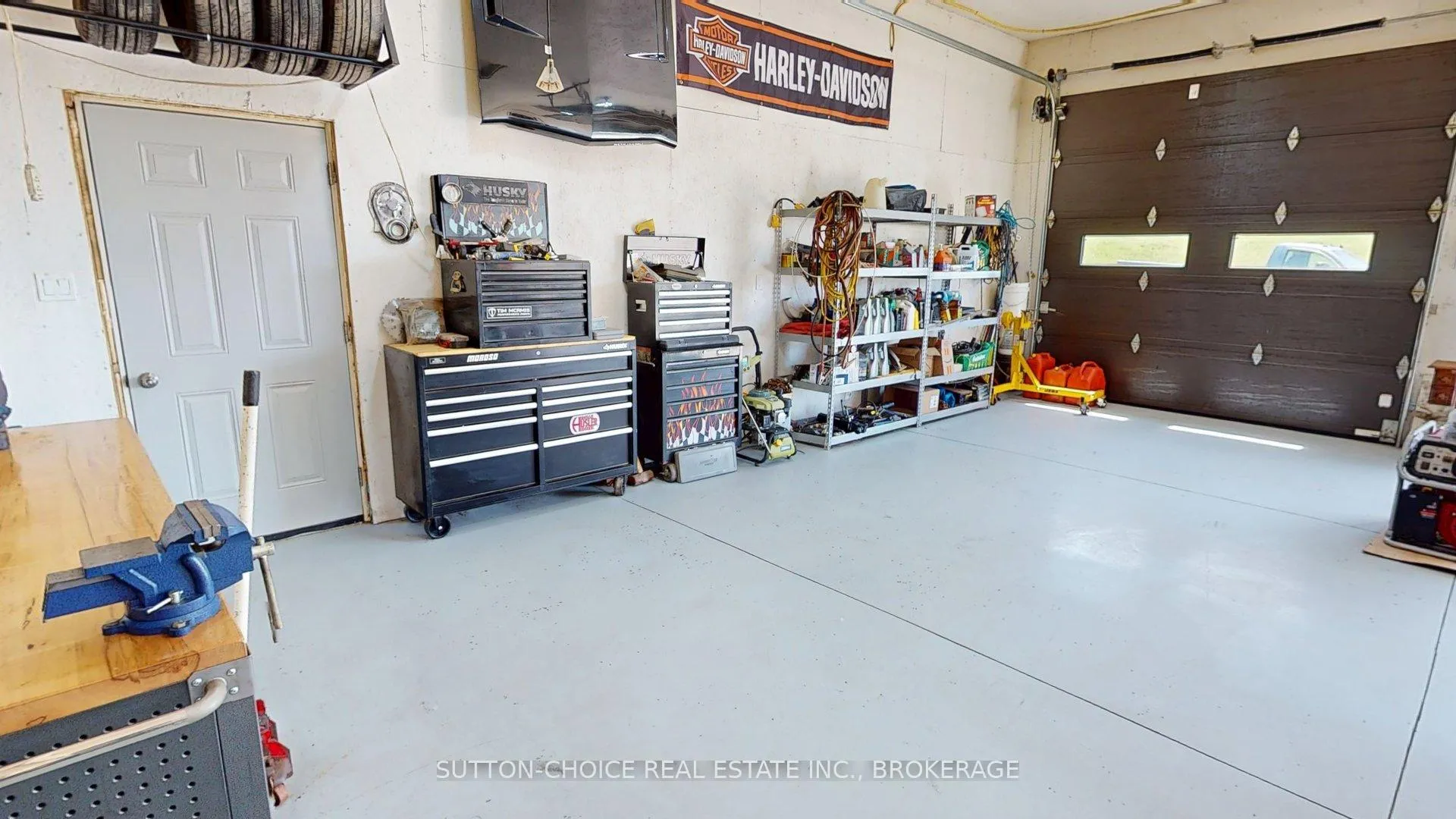 Photo 12 of 222 Yonge Street, Bonfield — HOMEH