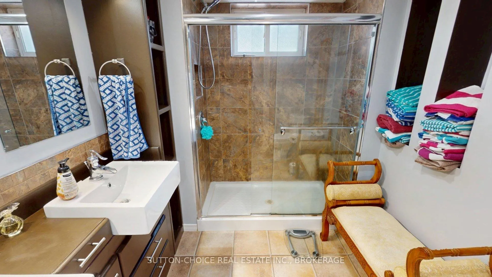 Photo 42 of 222 Yonge Street, Bonfield — HOMEH