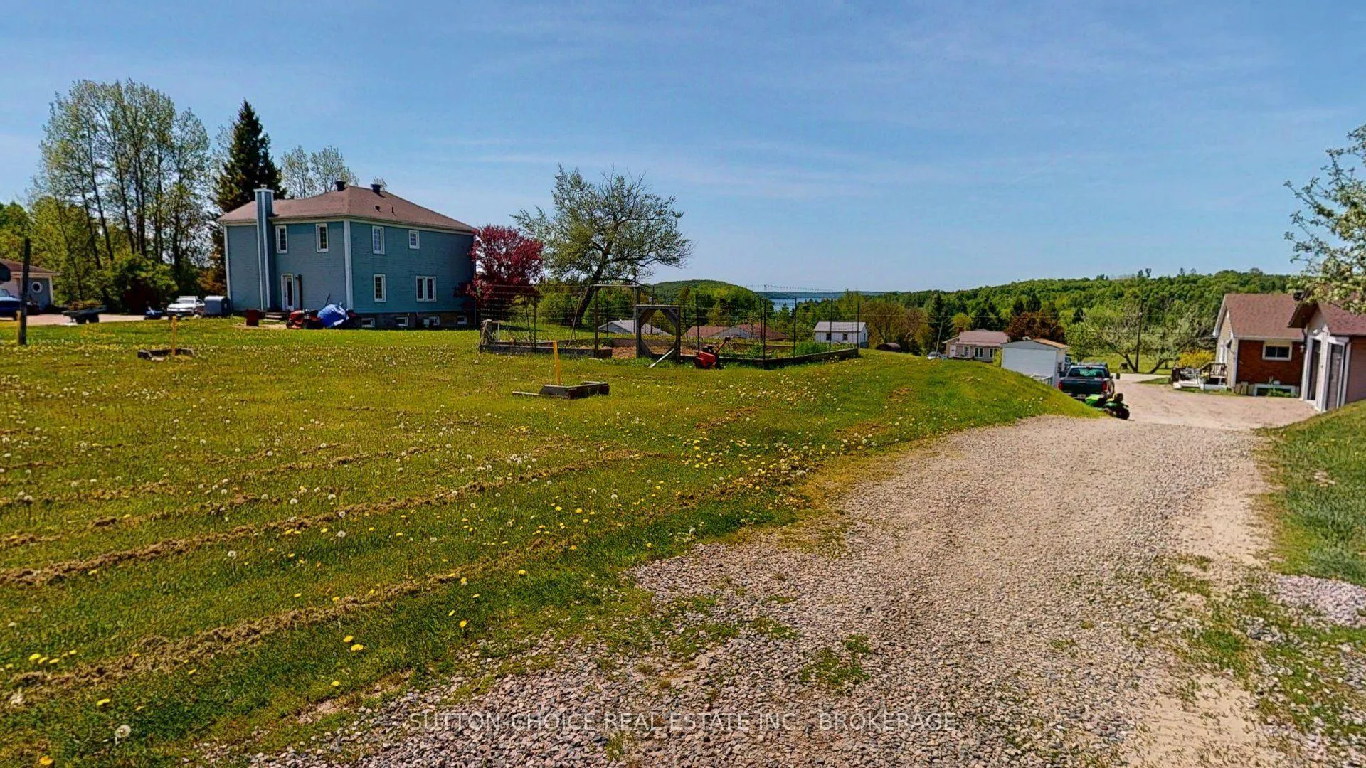 Photo 49 of 222 Yonge Street, Bonfield — HOMEH