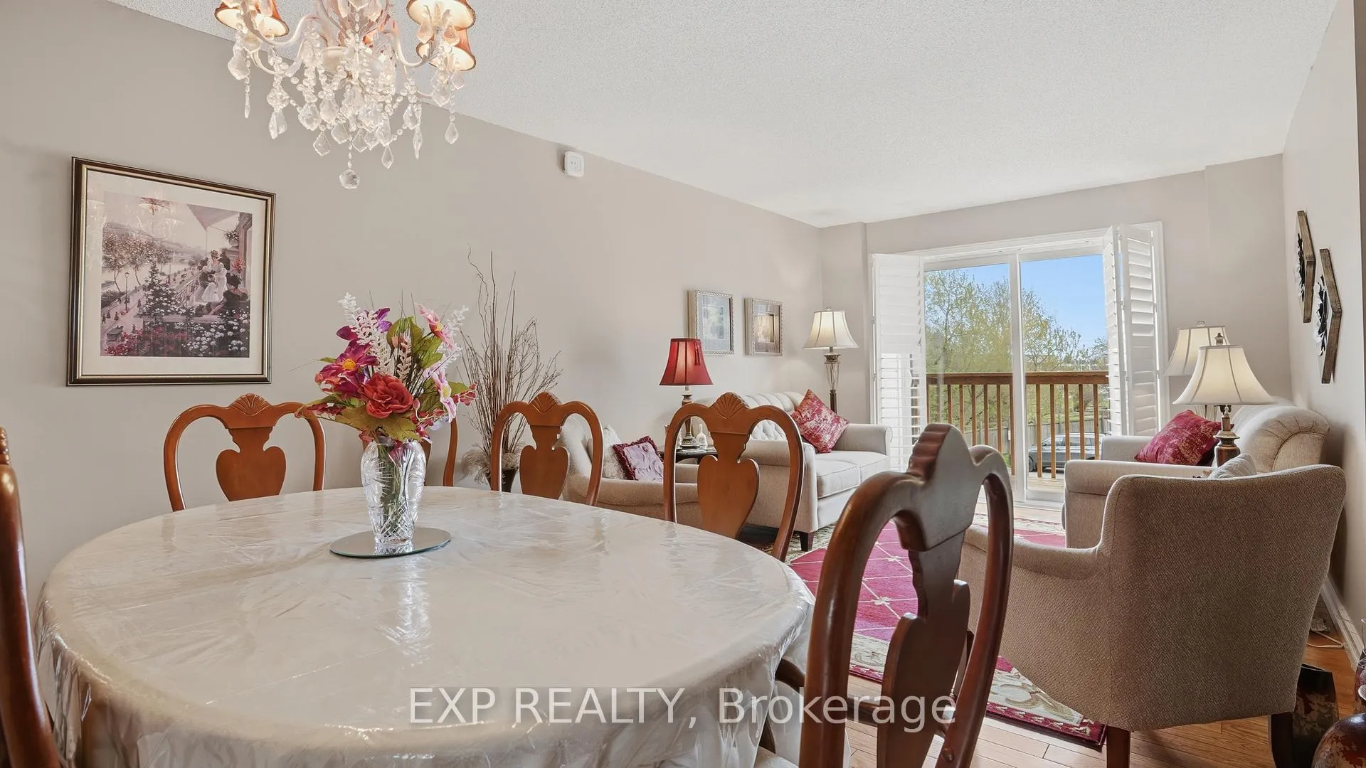 Photo 4 of Unit 14, 178 Scott Street, St. Catharines, Fairview — HOMEH