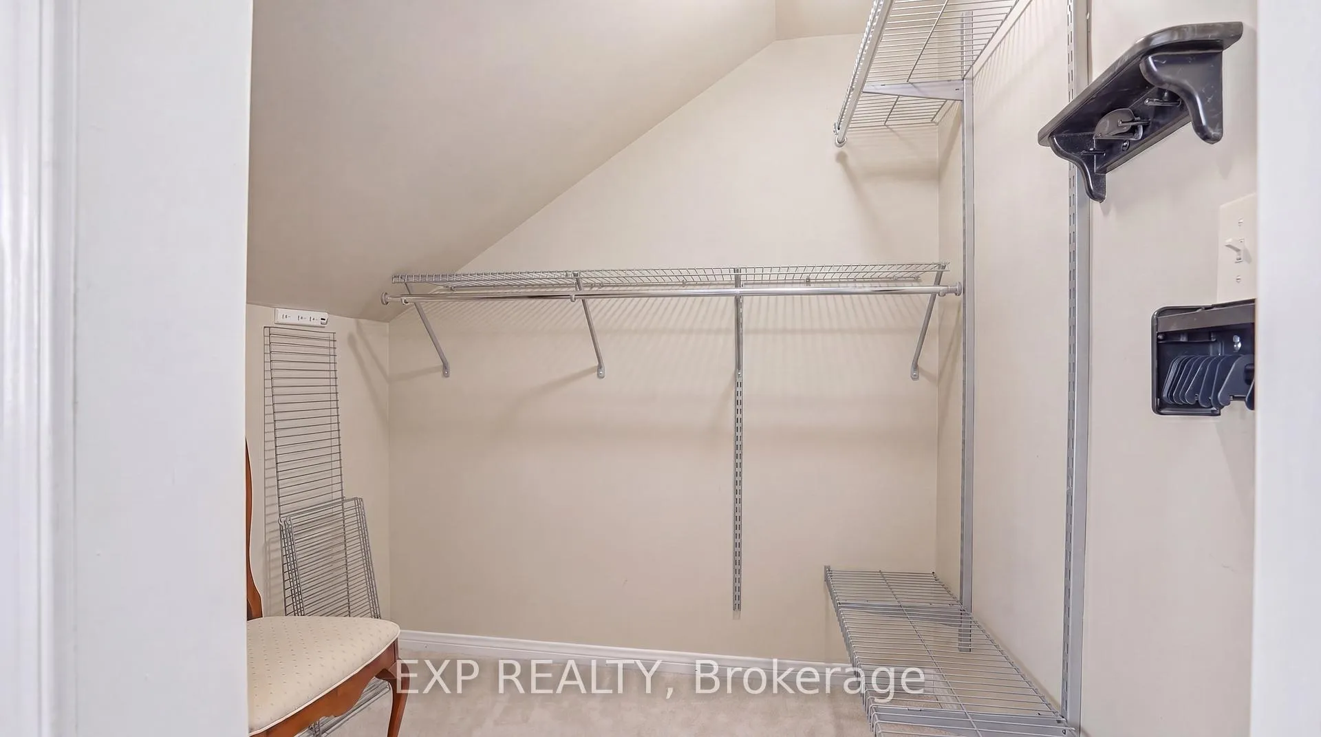 Photo 21 of Unit 14, 178 Scott Street, St. Catharines, Fairview — HOMEH