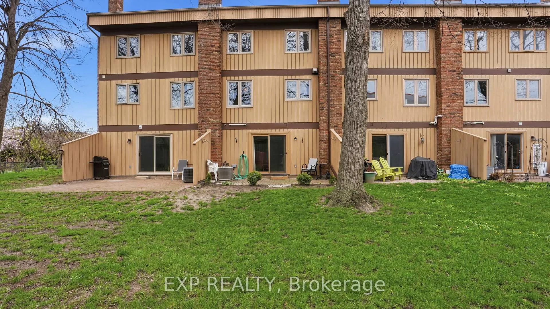 Photo 36 of Unit 14, 178 Scott Street, St. Catharines, Fairview — HOMEH