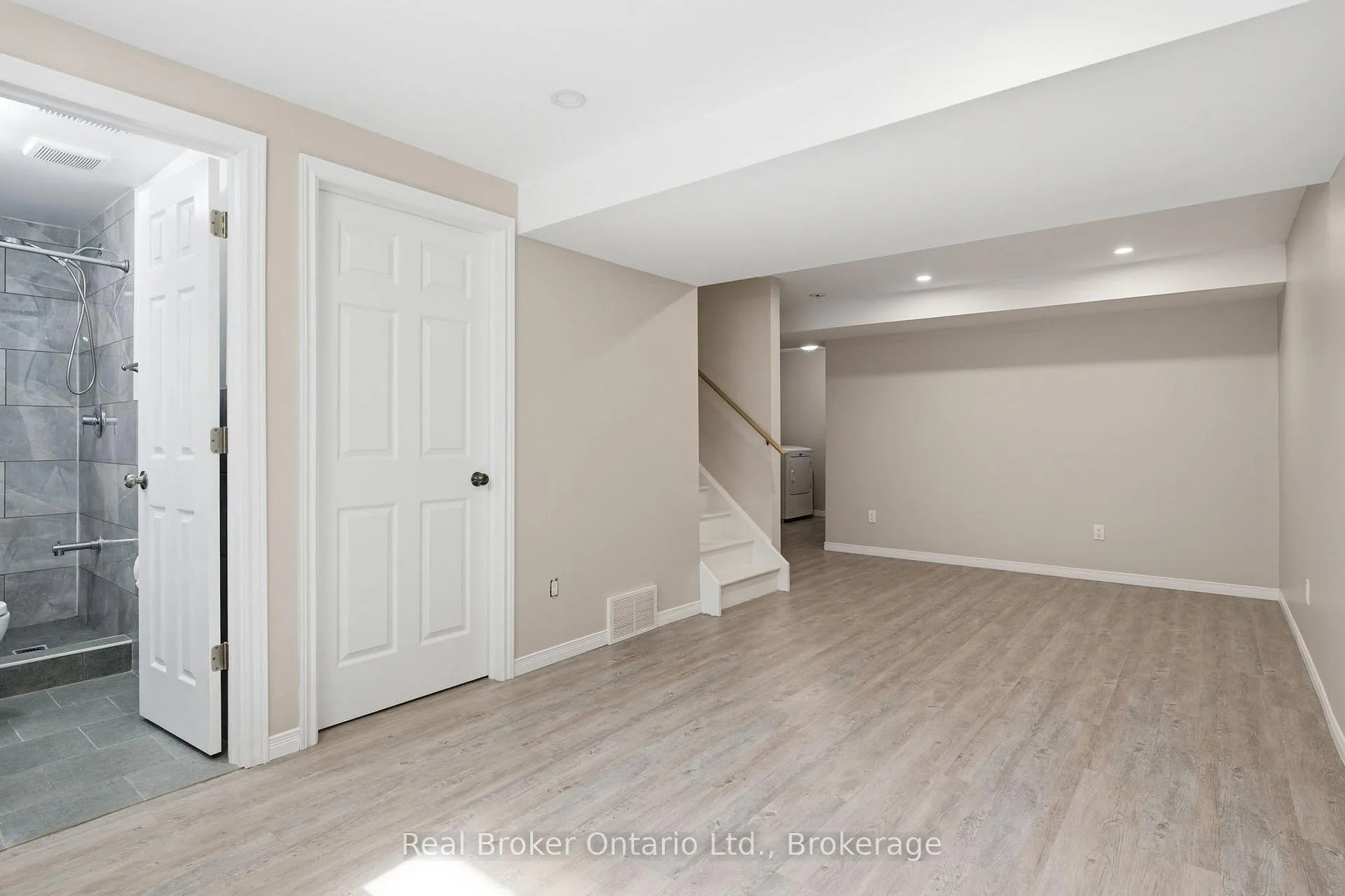 Photo 23 of Unit 19, 10 Fallowfield Drive, Kitchener, Country Hills East — HOMEH