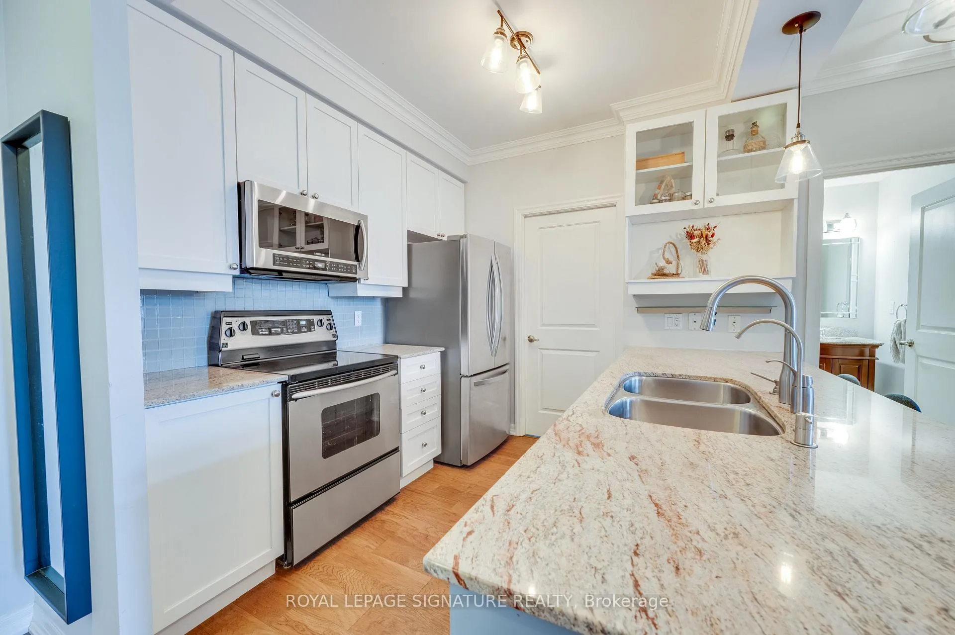 Photo 7 of Unit 109, 245 Dalesford Road, Etobicoke, Stonegate-Queensway — HOMEH