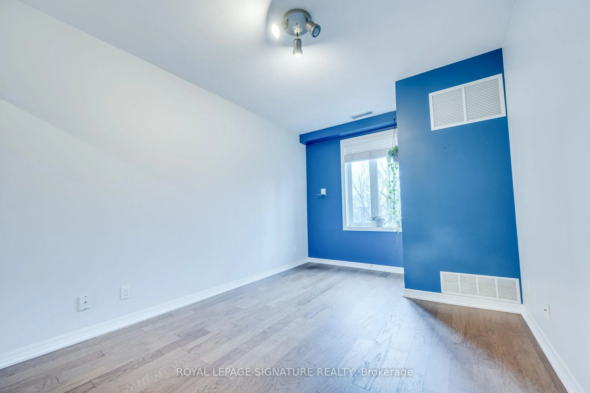 Photo 35 of Unit 109, 245 Dalesford Road, Etobicoke, Stonegate-Queensway — HOMEH