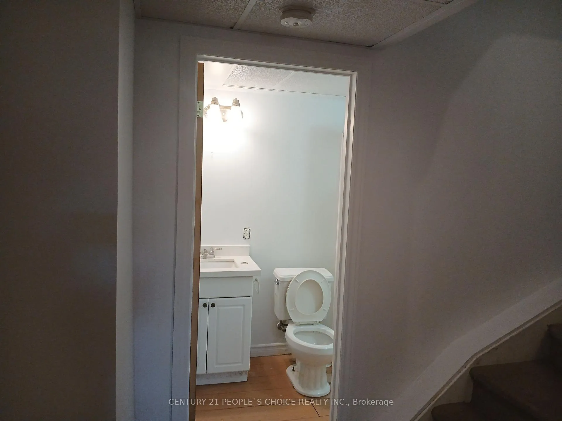 Photo 12 of 31 Moss Place, Guelph, Kortright West — HOMEH
