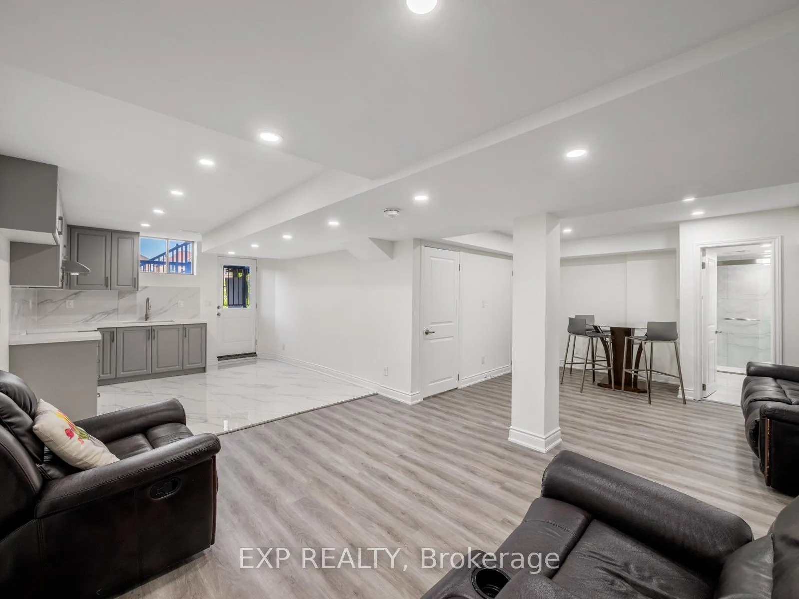 Photo 36 of 57 Hawtrey Road, Brampton, Northwest Brampton — HOMEH