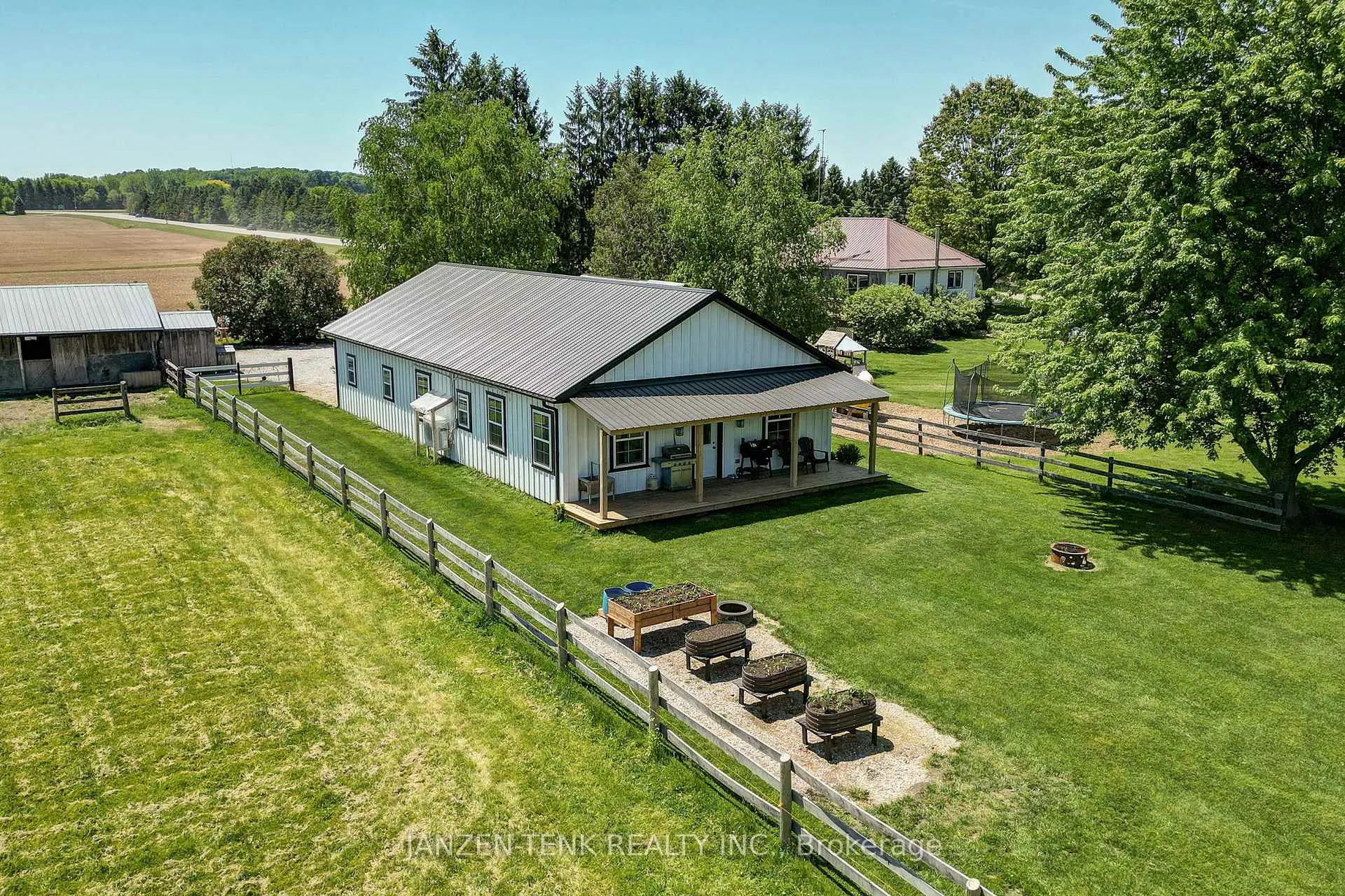 Photo 5 of 7782 Quaker Road, Central Elgin, Rural Central Elgin — HOMEH