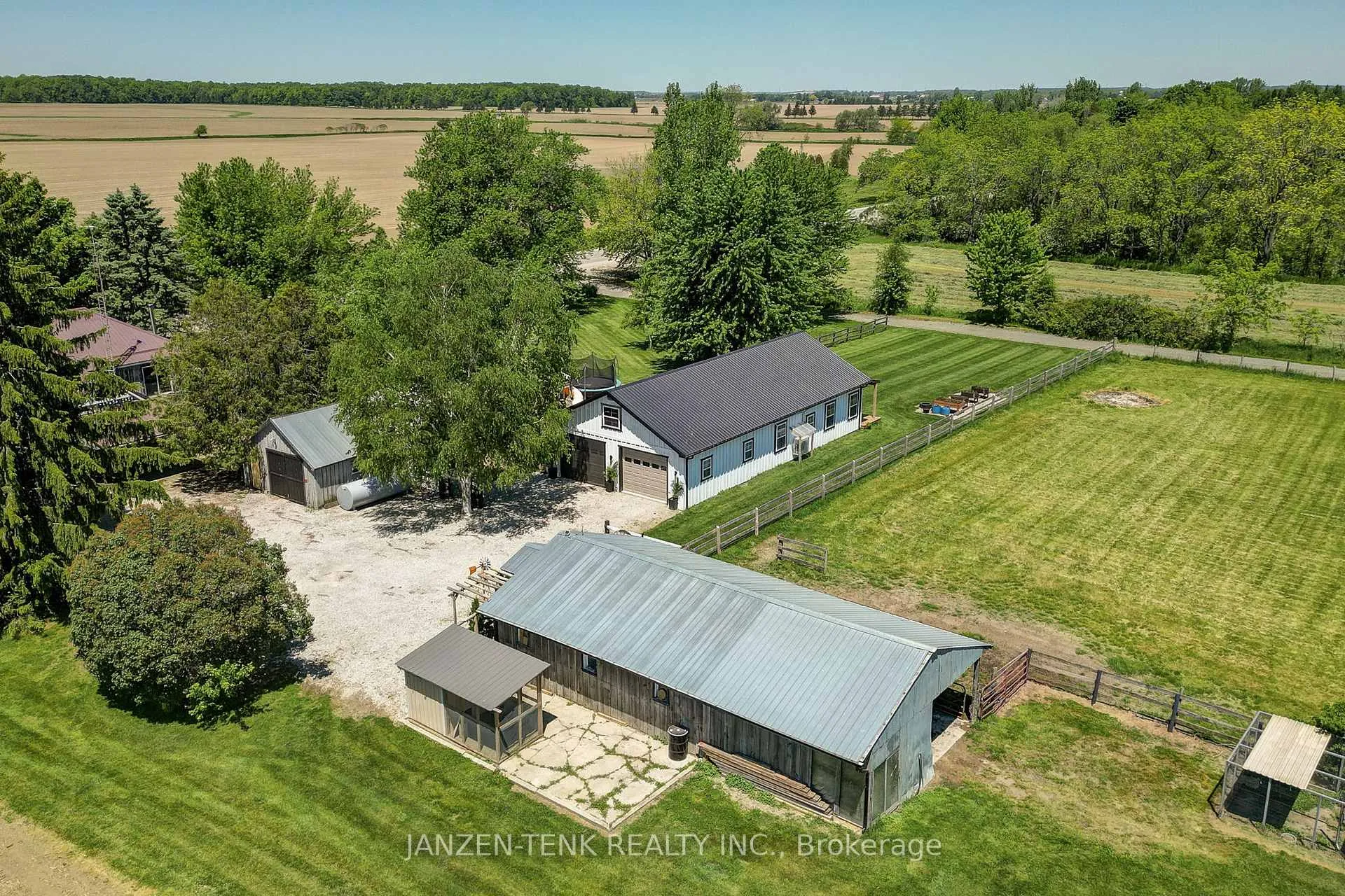 Photo 7 of 7782 Quaker Road, Central Elgin, Rural Central Elgin — HOMEH