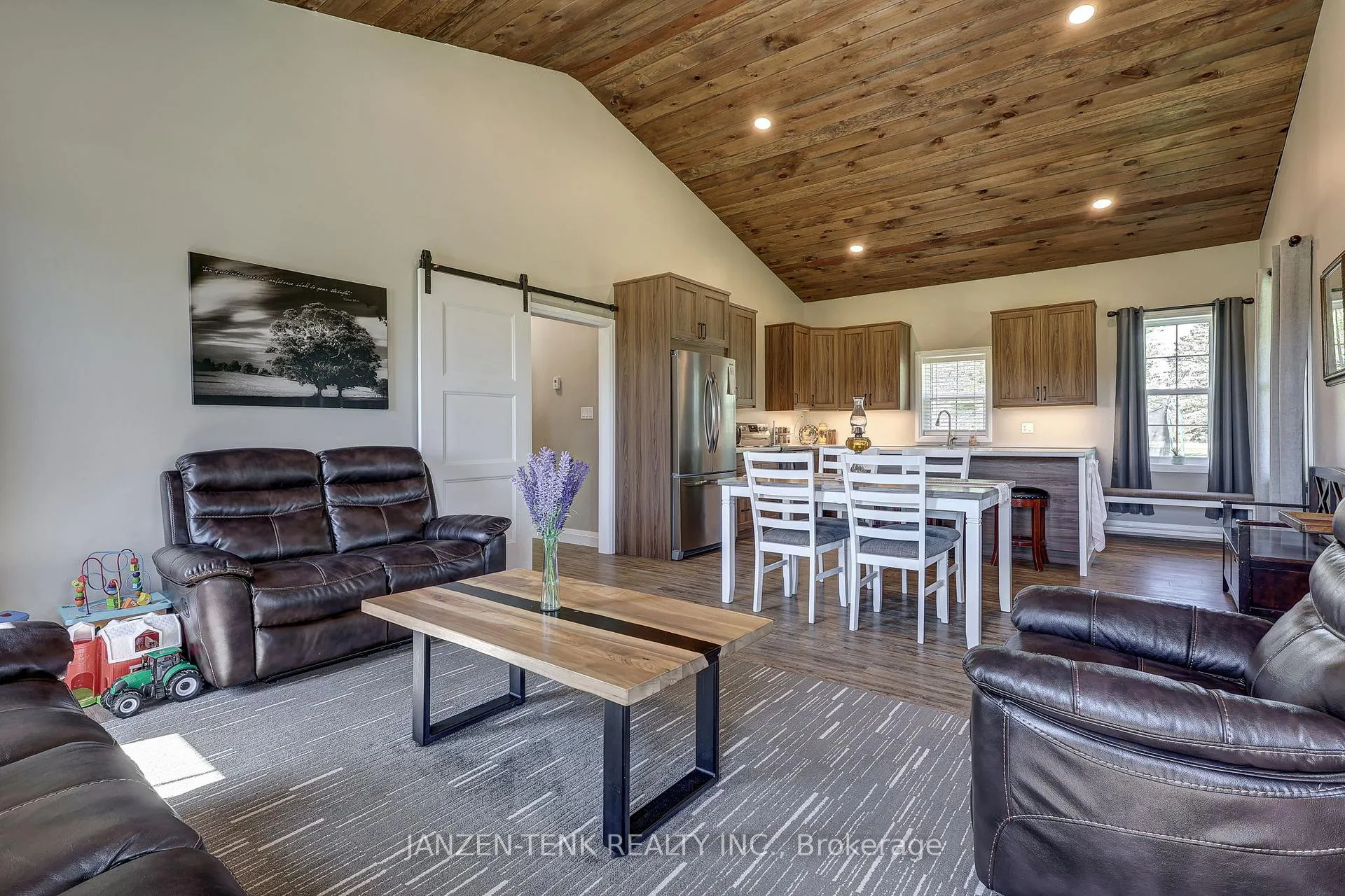 Photo 15 of 7782 Quaker Road, Central Elgin, Rural Central Elgin — HOMEH