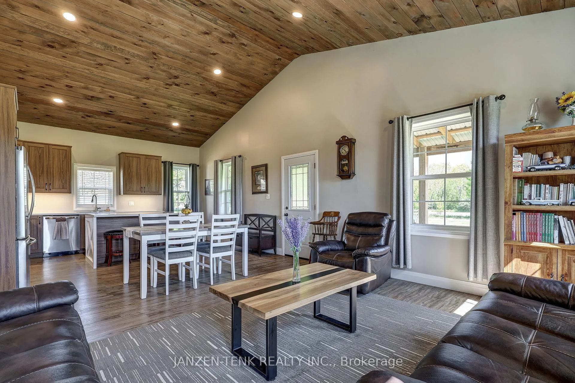 Photo 16 of 7782 Quaker Road, Central Elgin, Rural Central Elgin — HOMEH