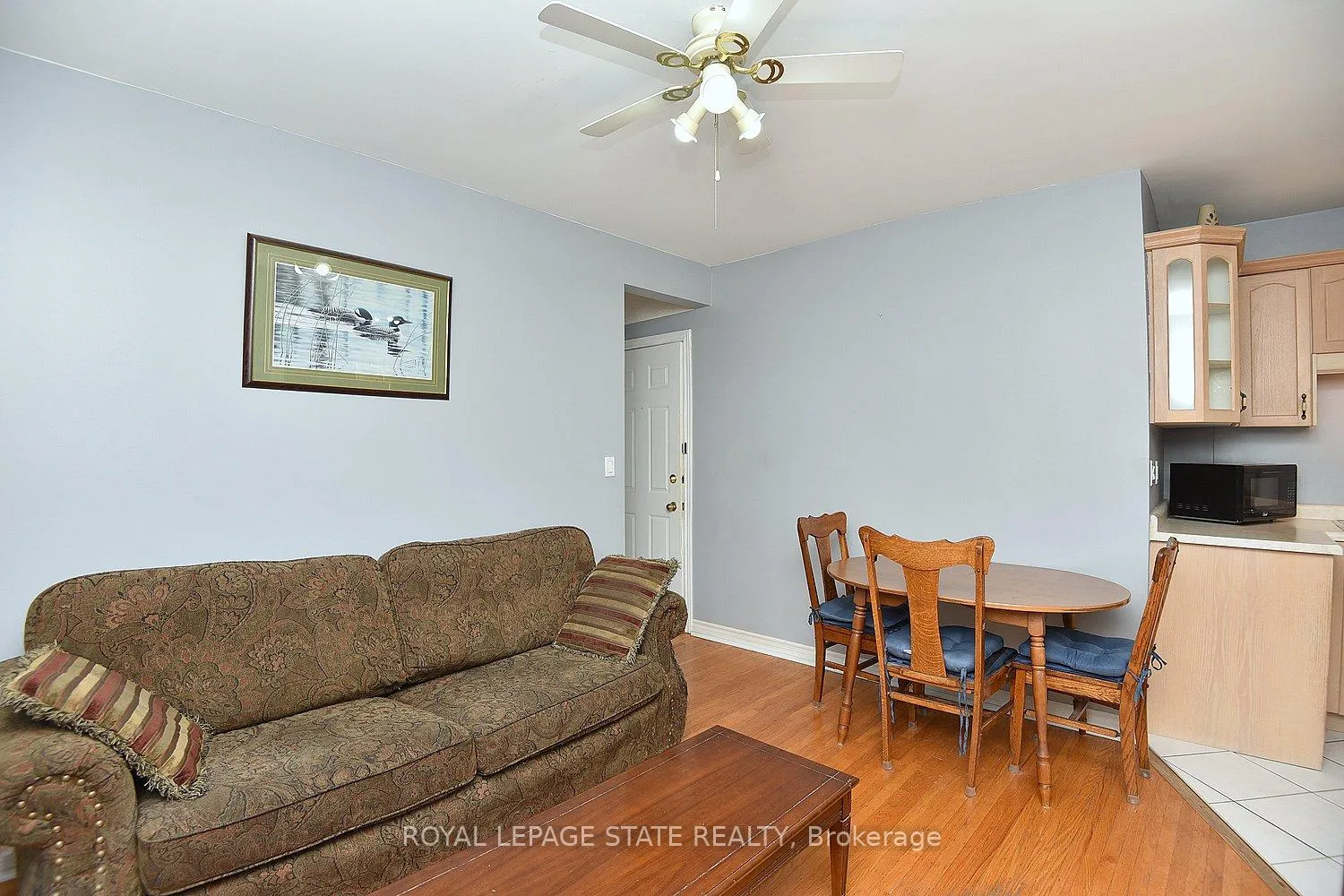 Photo 4 of Unit 6, 29 Sherman Avenue S, Hamilton, Stipley — HOMEH
