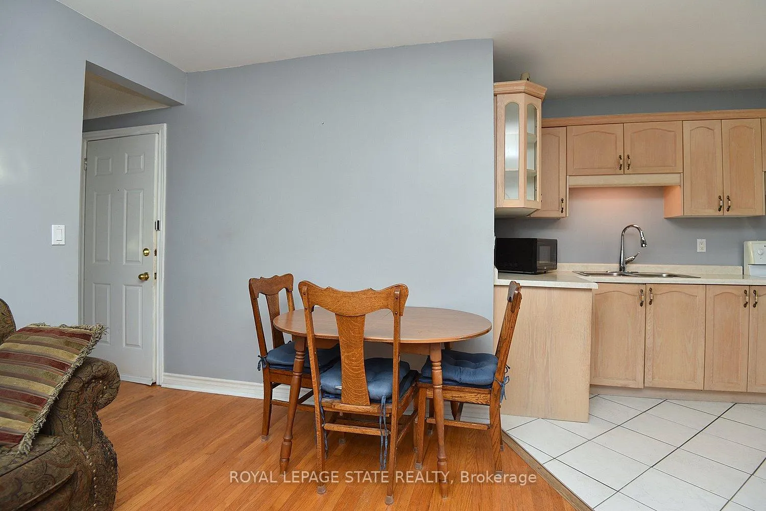 Photo 8 of Unit 6, 29 Sherman Avenue S, Hamilton, Stipley — HOMEH