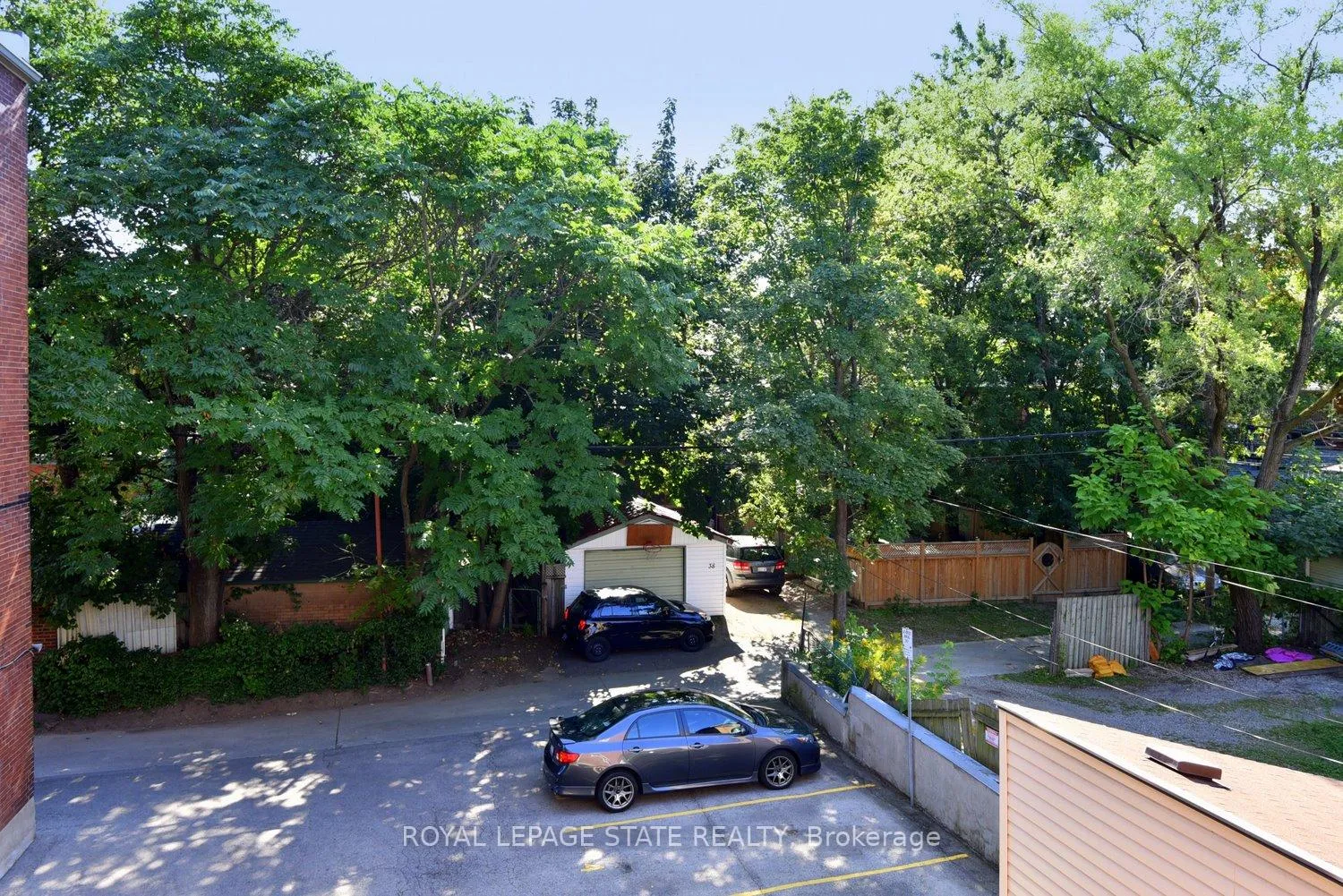 Photo 24 of Unit 6, 29 Sherman Avenue S, Hamilton, Stipley — HOMEH