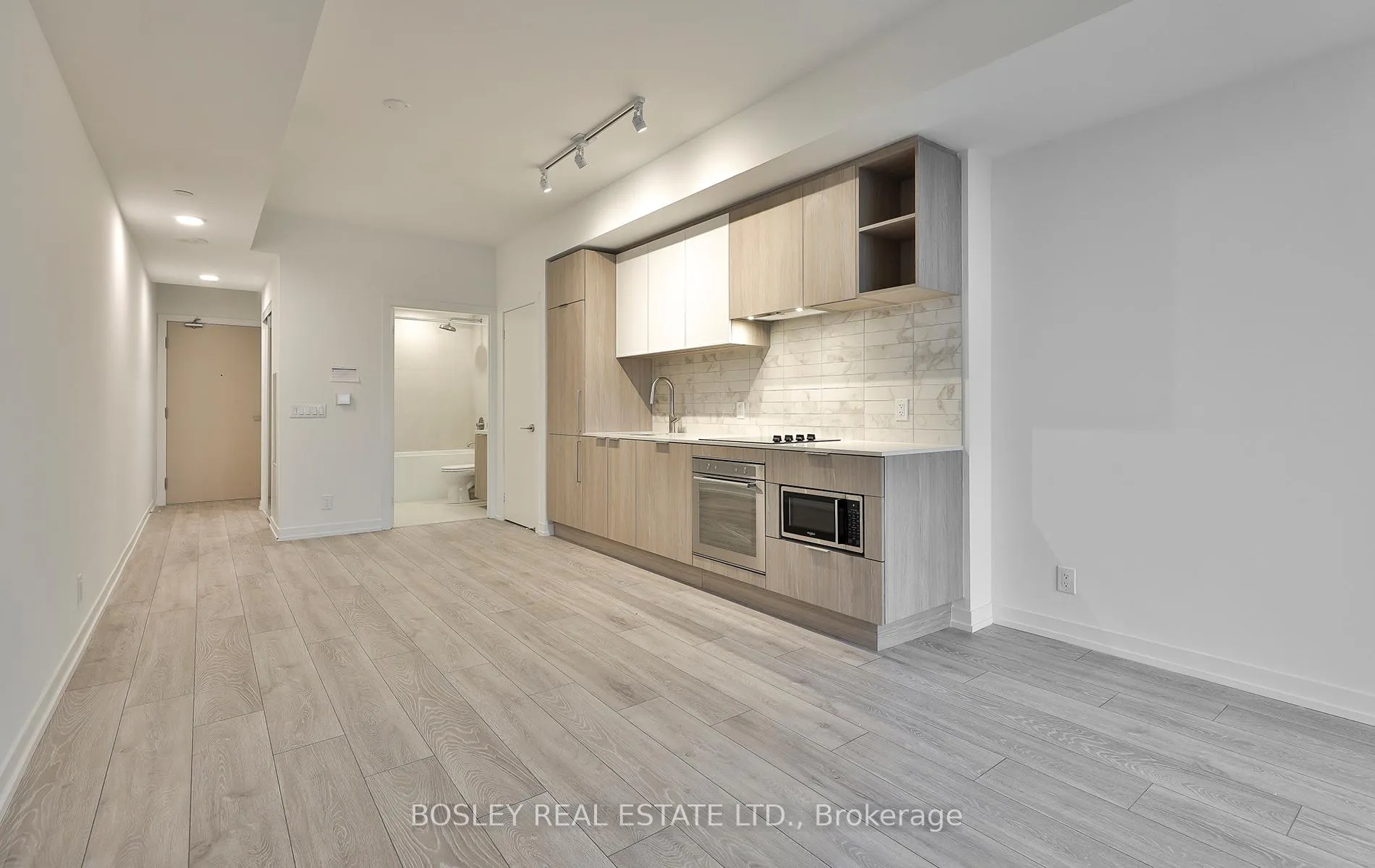 Photo 8 of Unit 1219, 2020 Bathurst Street, Toronto, Humewood-Cedarvale — HOMEH