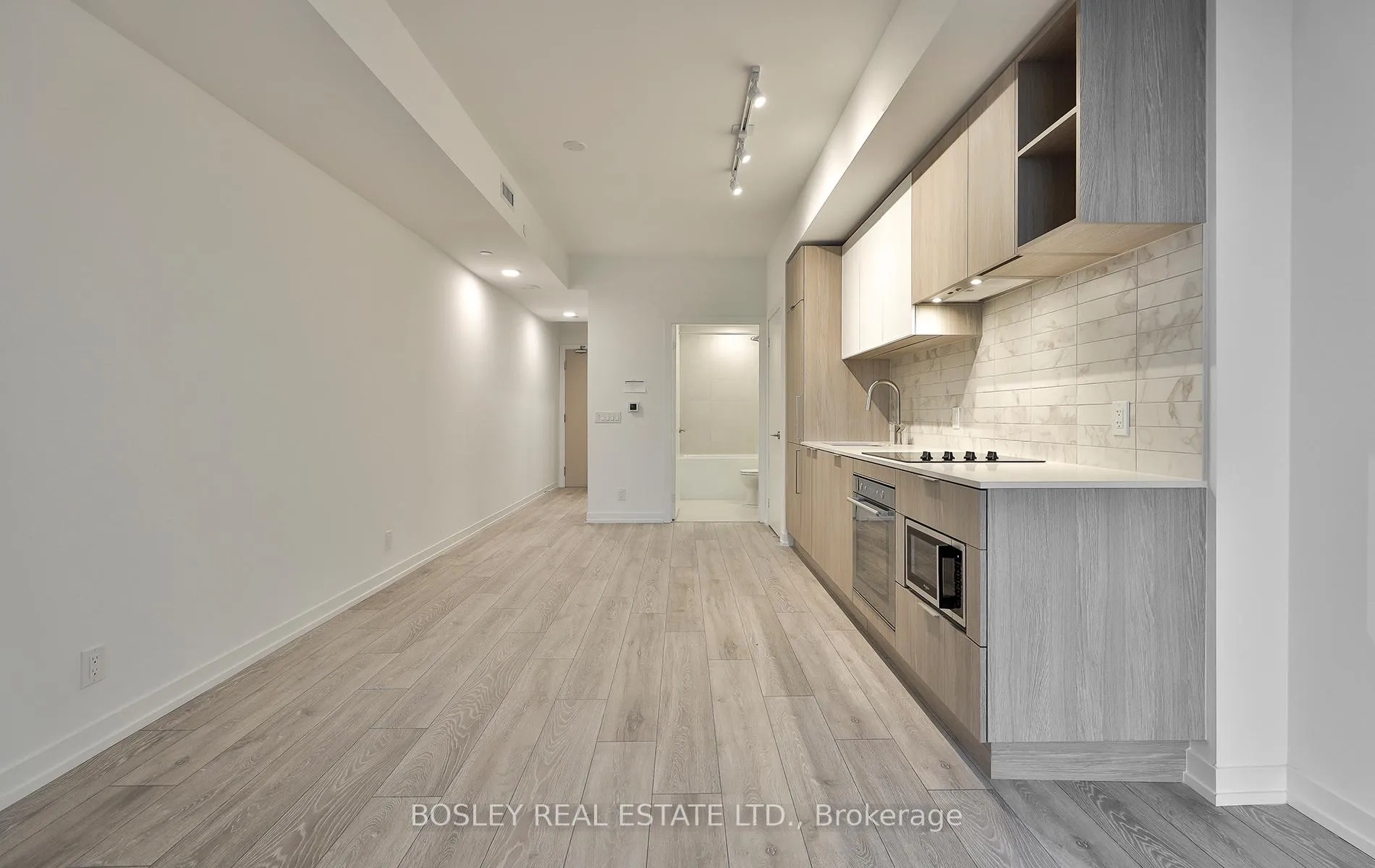 Photo 9 of Unit 1219, 2020 Bathurst Street, Toronto, Humewood-Cedarvale — HOMEH