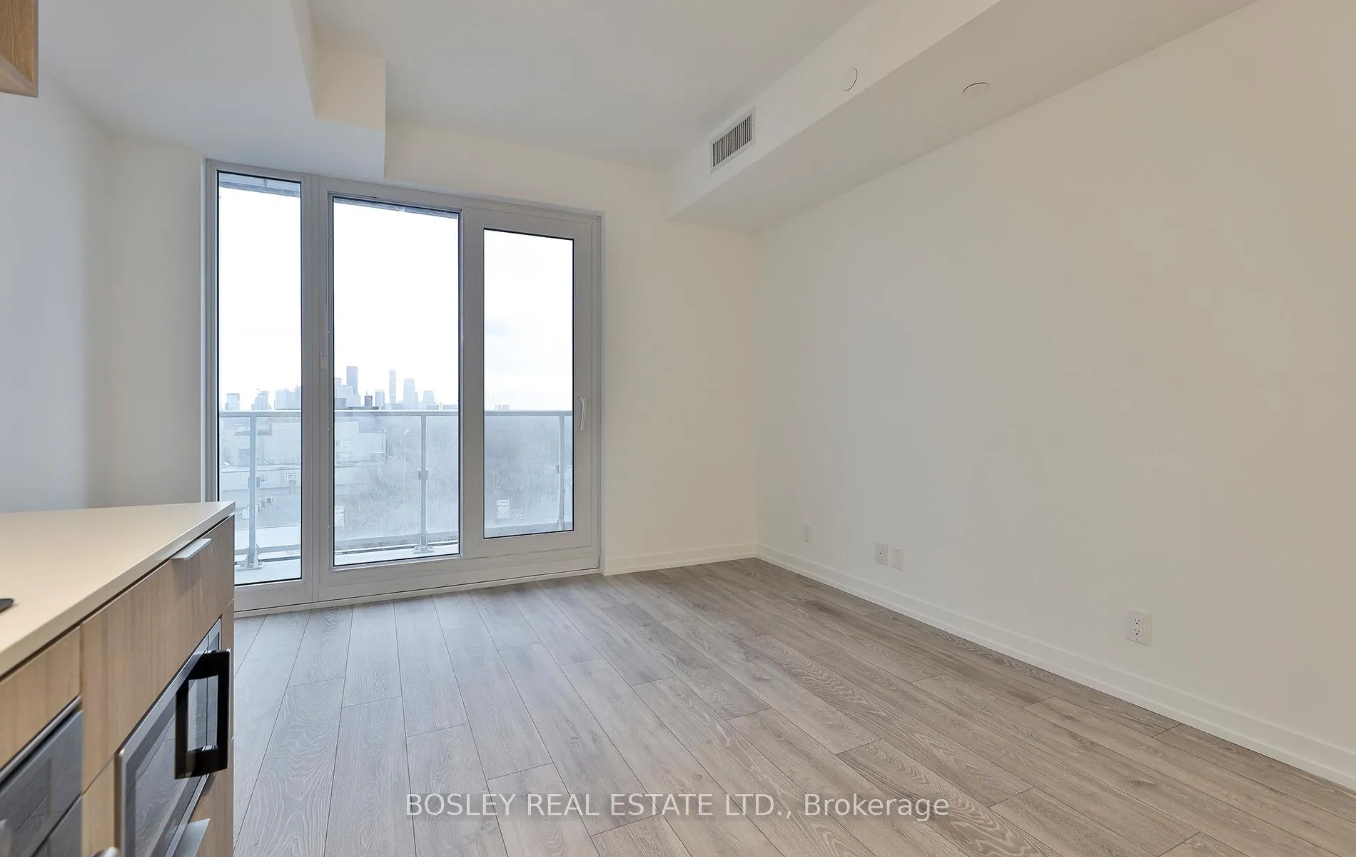 Photo 12 of Unit 1219, 2020 Bathurst Street, Toronto, Humewood-Cedarvale — HOMEH