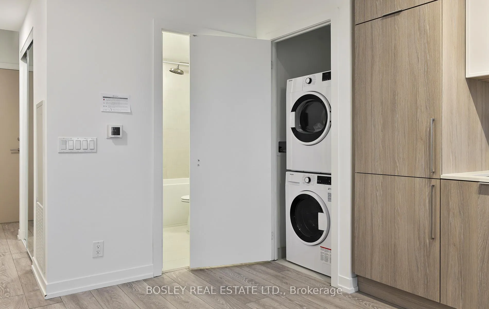 Photo 14 of Unit 1219, 2020 Bathurst Street, Toronto, Humewood-Cedarvale — HOMEH
