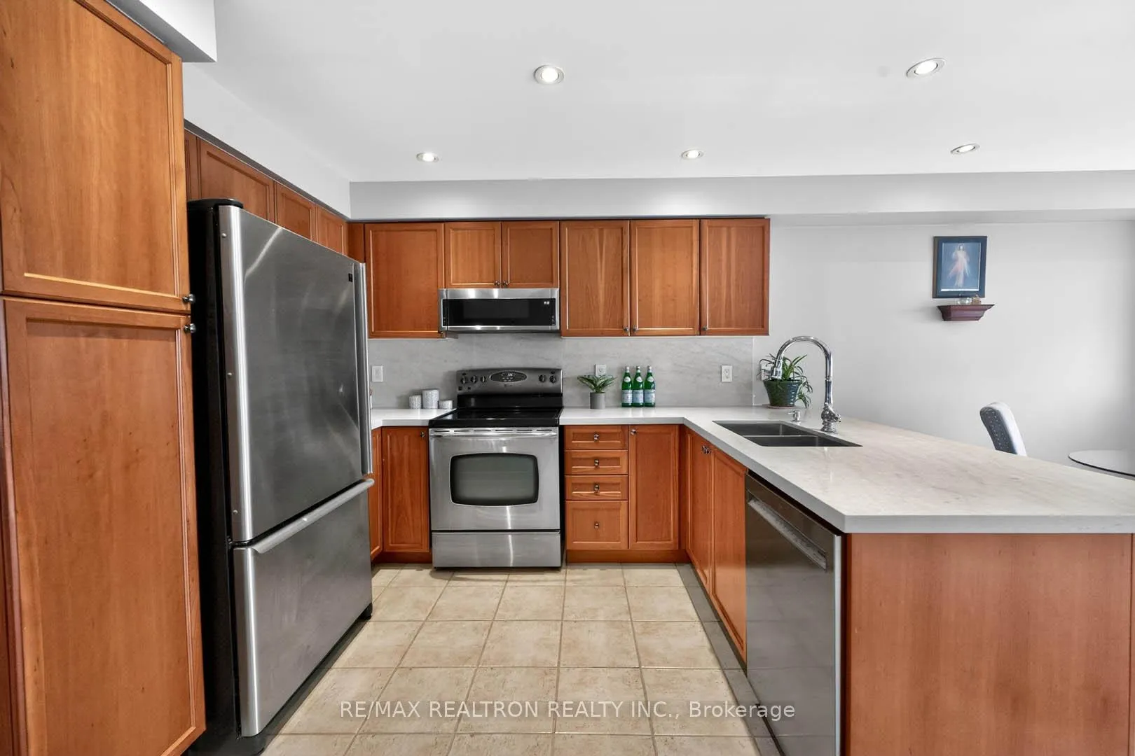 Photo 13 of 7321 Rosehurst Drive, Mississauga, Lisgar — HOMEH