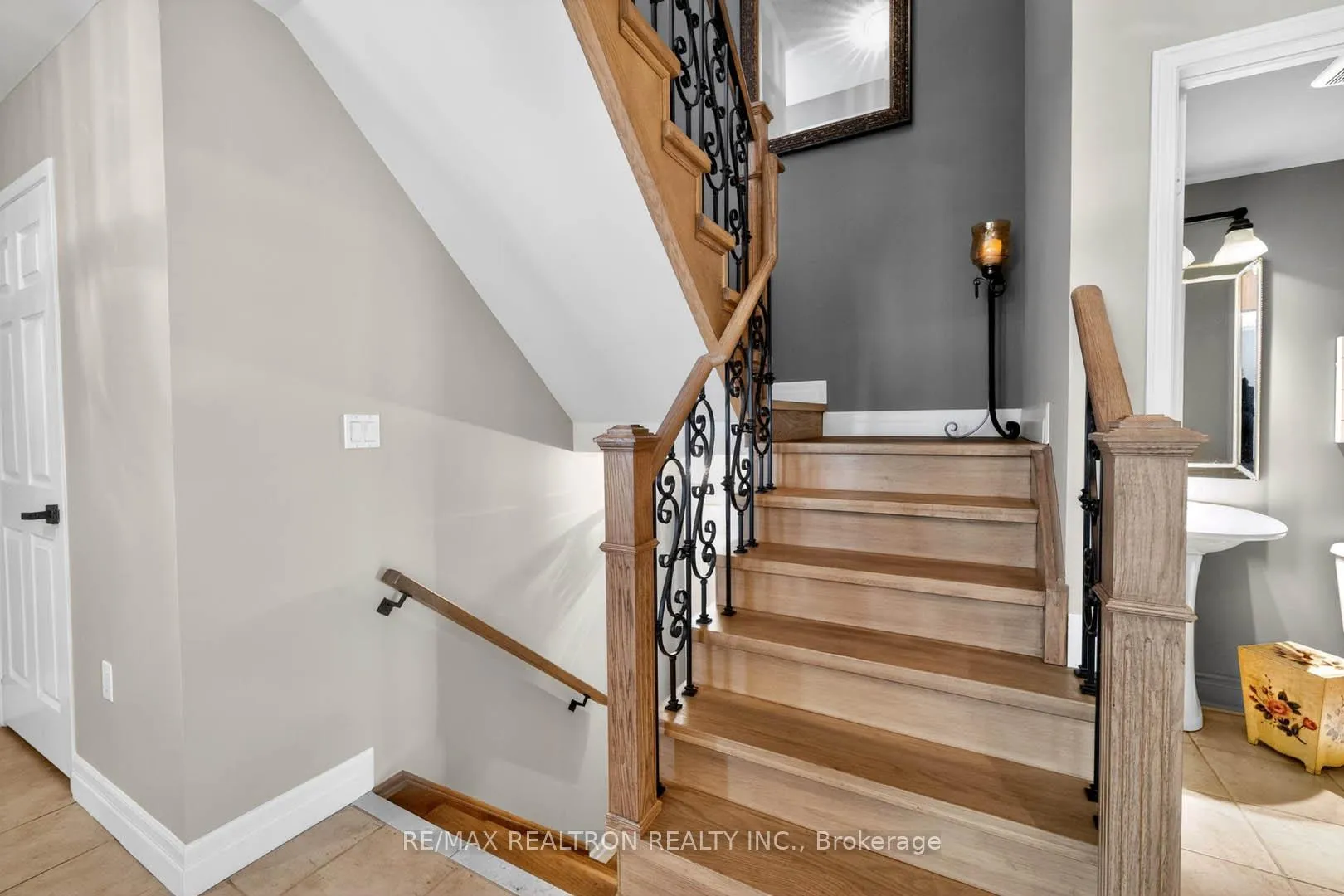 Photo 16 of 7321 Rosehurst Drive, Mississauga, Lisgar — HOMEH
