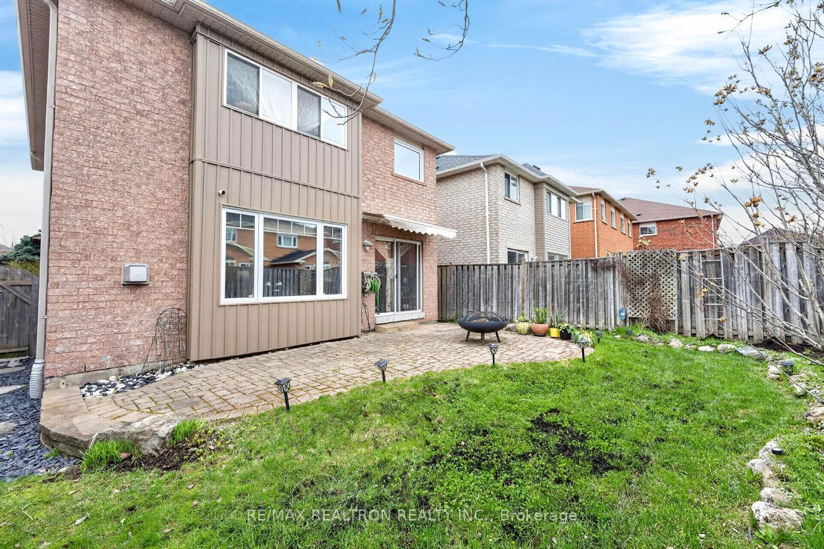Photo 34 of 7321 Rosehurst Drive, Mississauga, Lisgar — HOMEH