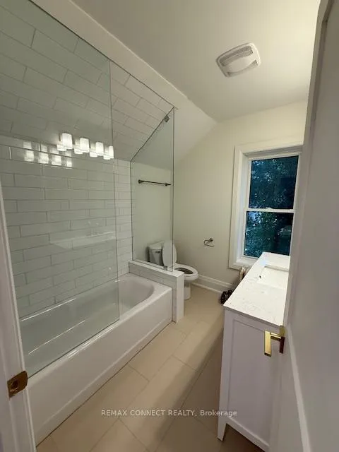 Photo 11 of 24 Ashley Street, Hamilton, Landsdale — HOMEH