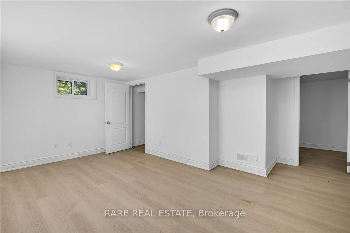 Photo 12 of 4498 Sunnidale Concession 2 Road, Clearview, Rural Clearview — HOMEH