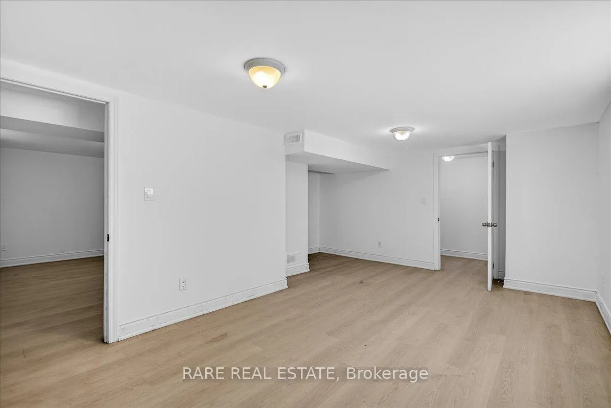Photo 16 of 4498 Sunnidale Concession 2 Road, Clearview, Rural Clearview — HOMEH