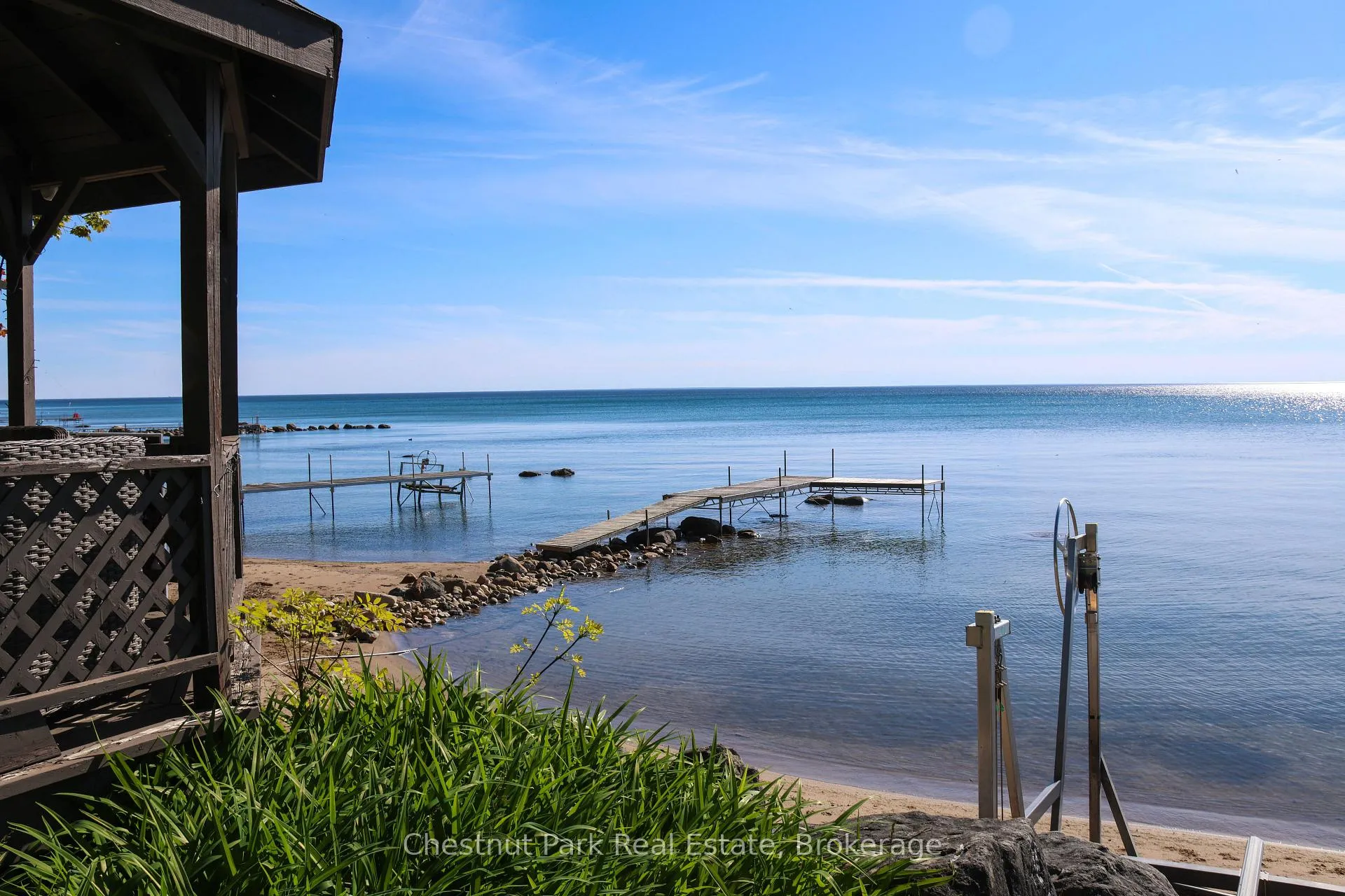 Photo 4 of 225 Cedar Avenue, Meaford — HOMEH