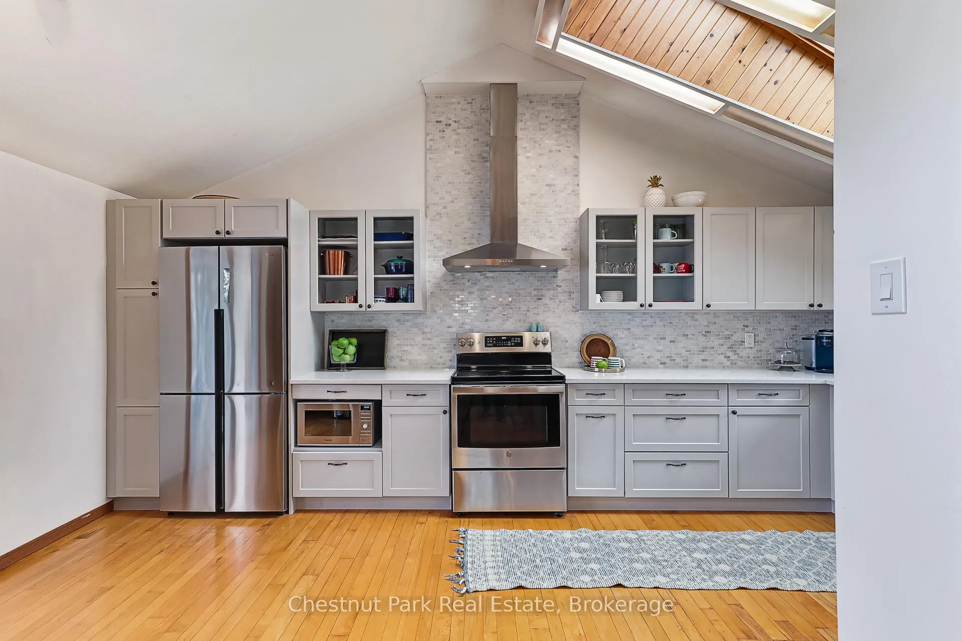 Photo 21 of 225 Cedar Avenue, Meaford — HOMEH