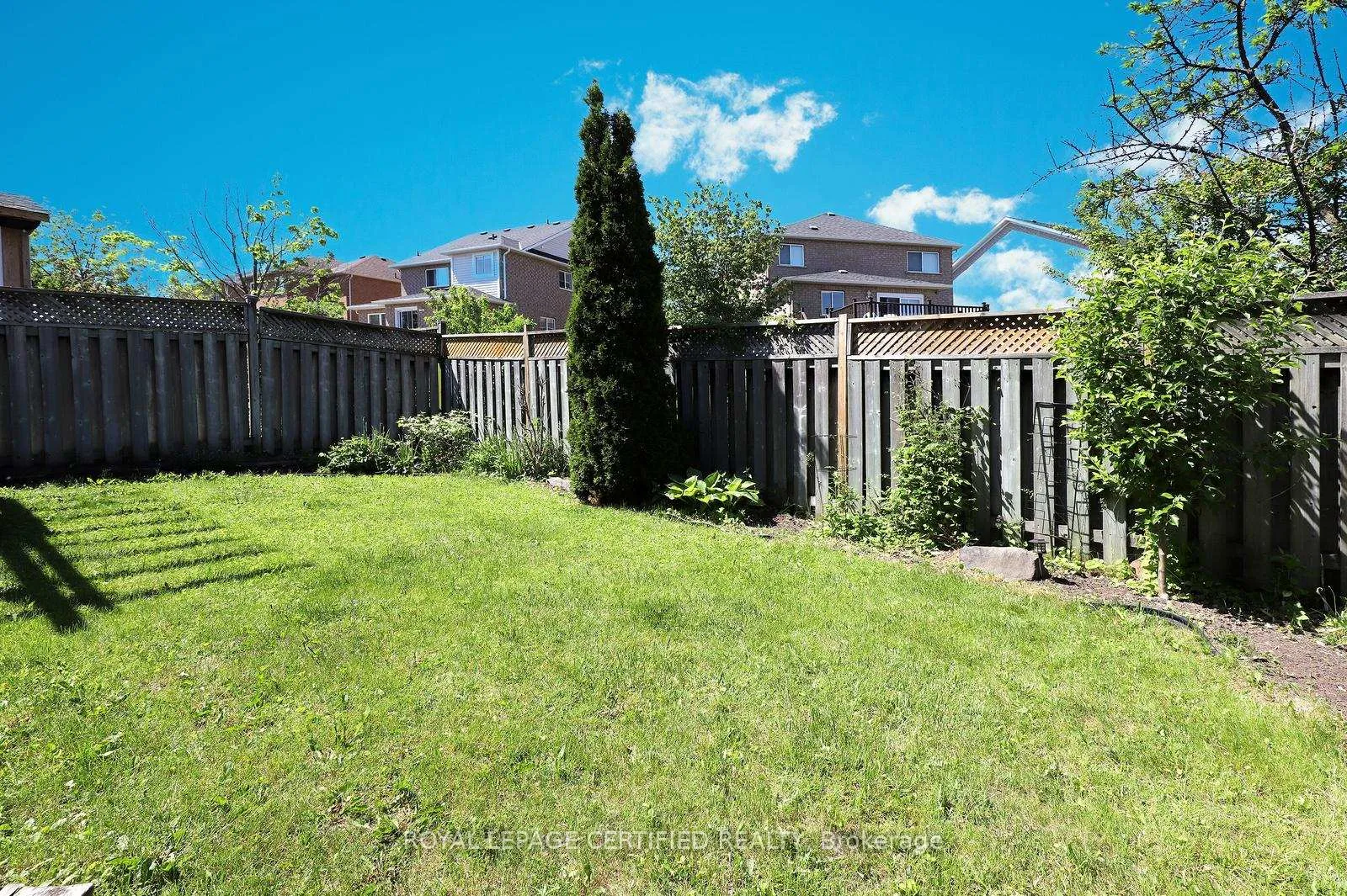 Photo 42 of 9 Split Rail Road, Brampton, Fletcher's Creek Village — HOMEH