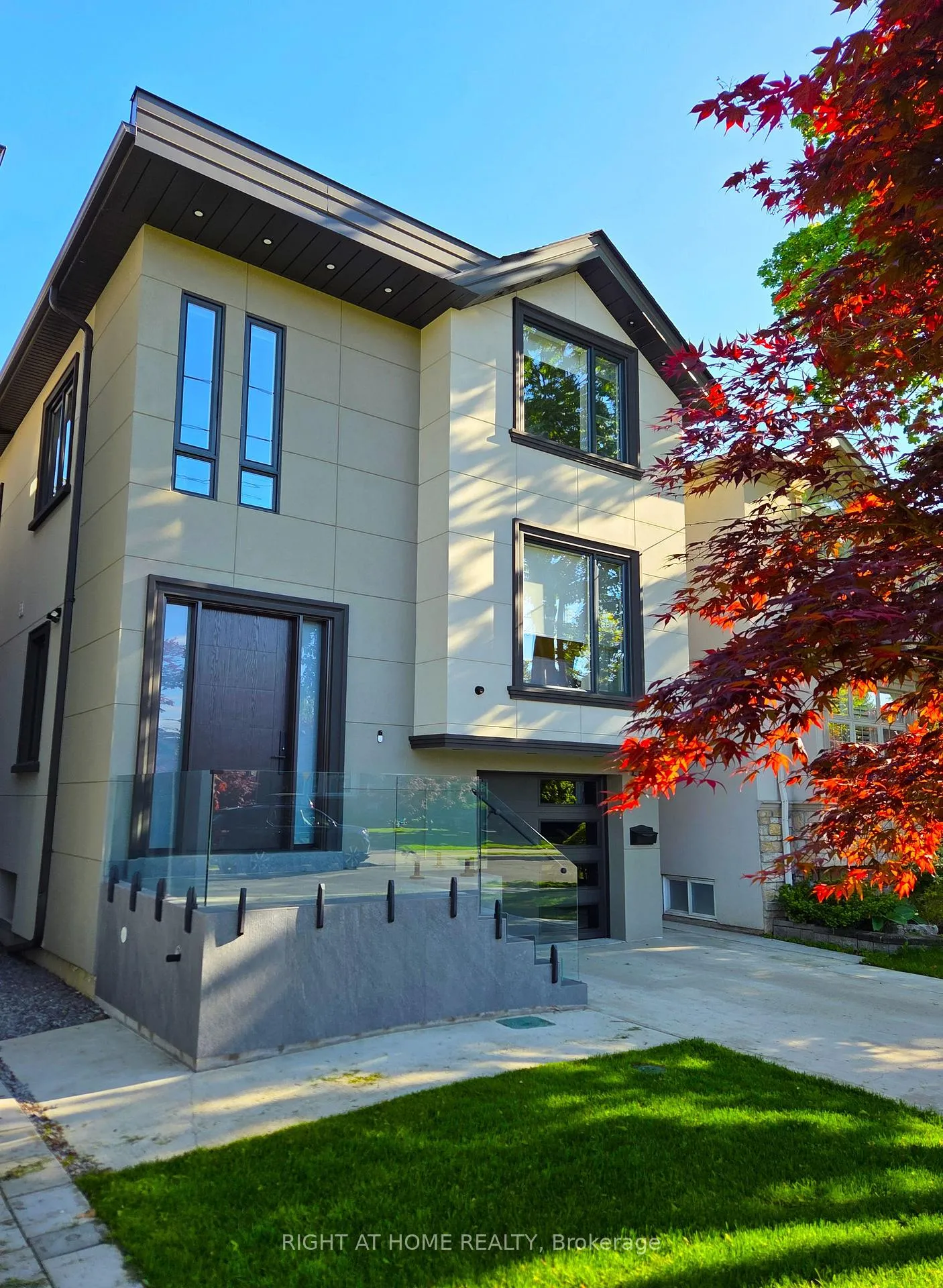 Photo 2 of 586 Broadway Avenue E, Toronto, Leaside — HOMEH