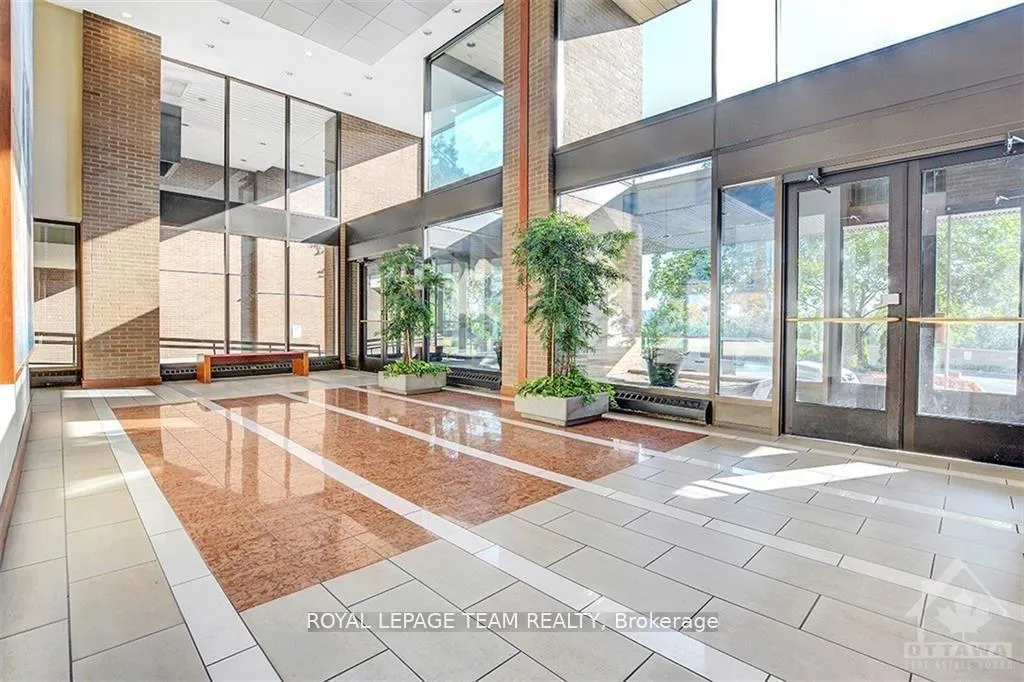 Photo 2 of Unit 644, 515 St Laurent Boulevard, Ottawa, Viscount Alexander Park — HOMEH