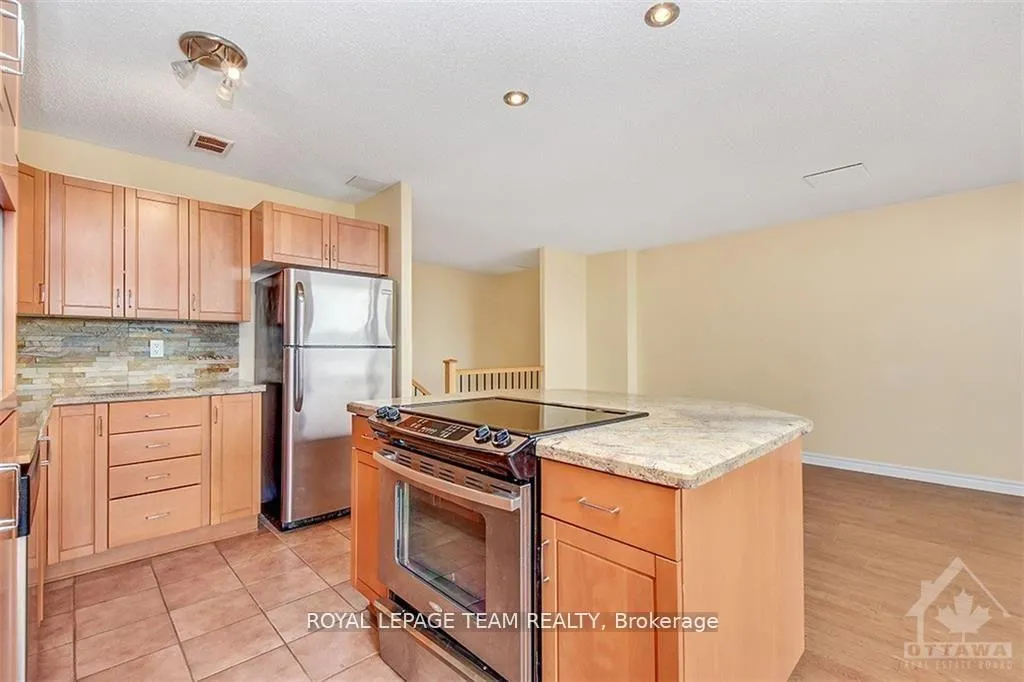 Photo 10 of Unit 644, 515 St Laurent Boulevard, Ottawa, Viscount Alexander Park — HOMEH