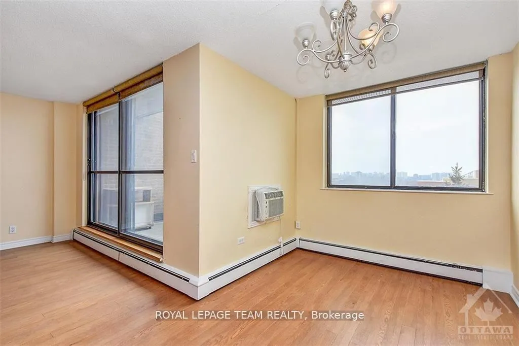 Photo 13 of Unit 644, 515 St Laurent Boulevard, Ottawa, Viscount Alexander Park — HOMEH