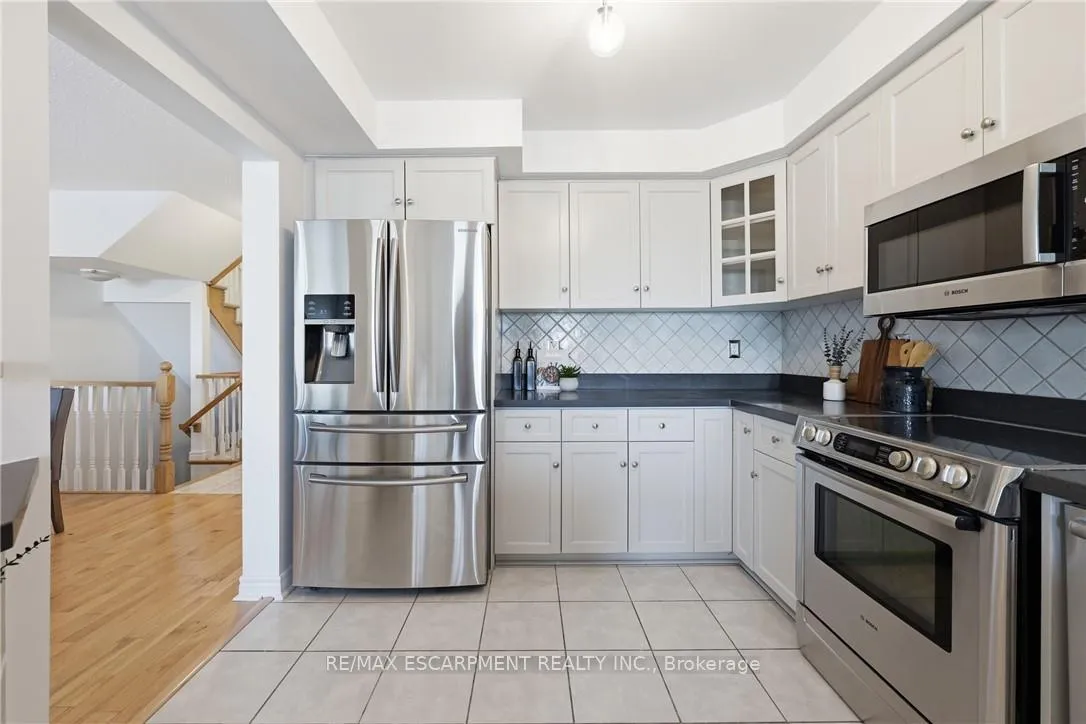 Photo 17 of Unit 6, 85 Edgewater Drive, Hamilton, Lakeshore — HOMEH