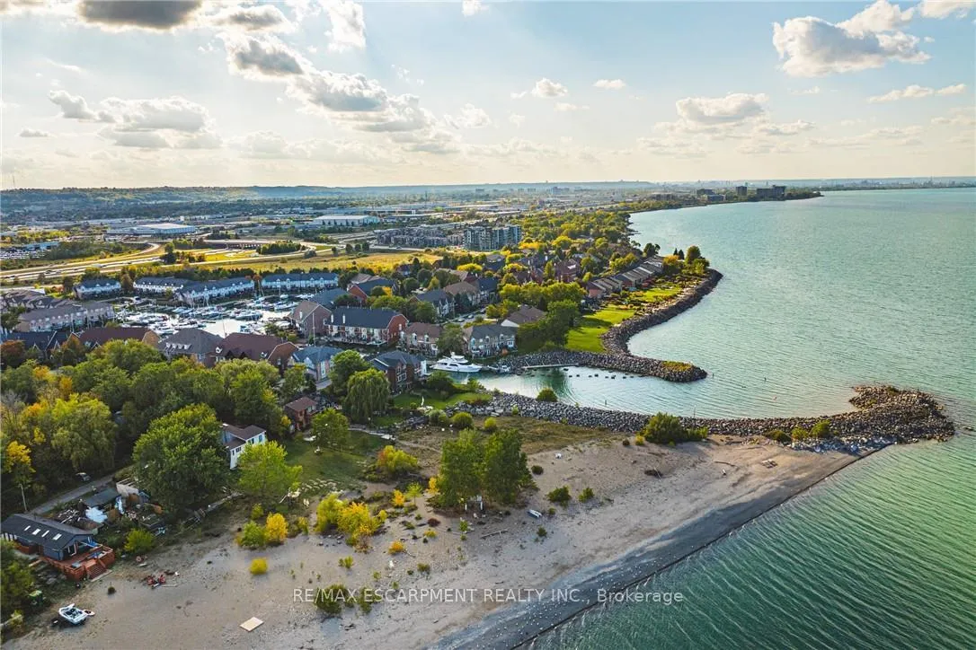 Photo 38 of Unit 6, 85 Edgewater Drive, Hamilton, Lakeshore — HOMEH