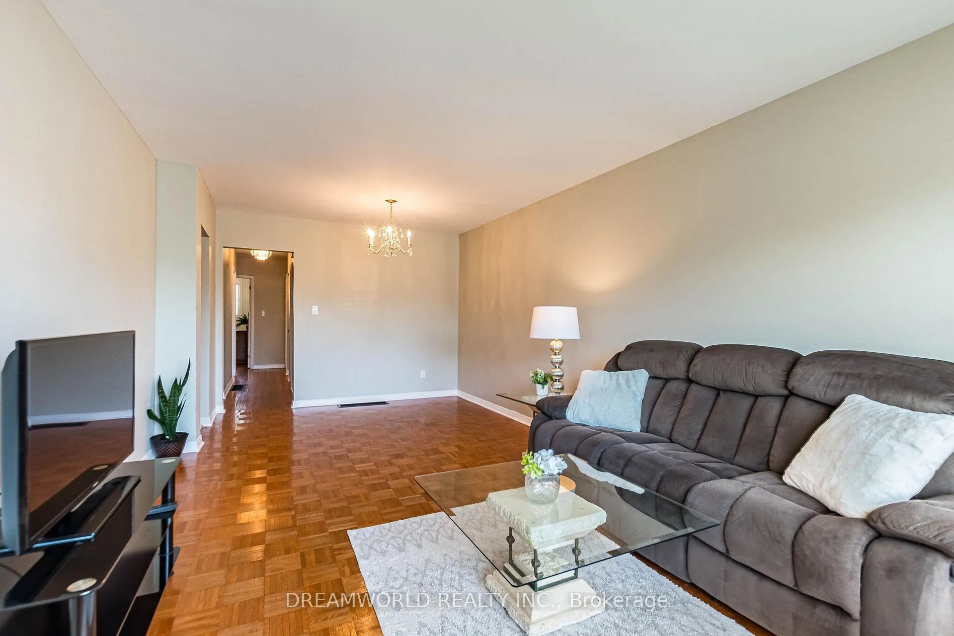 Photo 8 of 42 Northwood Drive, Brampton, Northwood Park — HOMEH