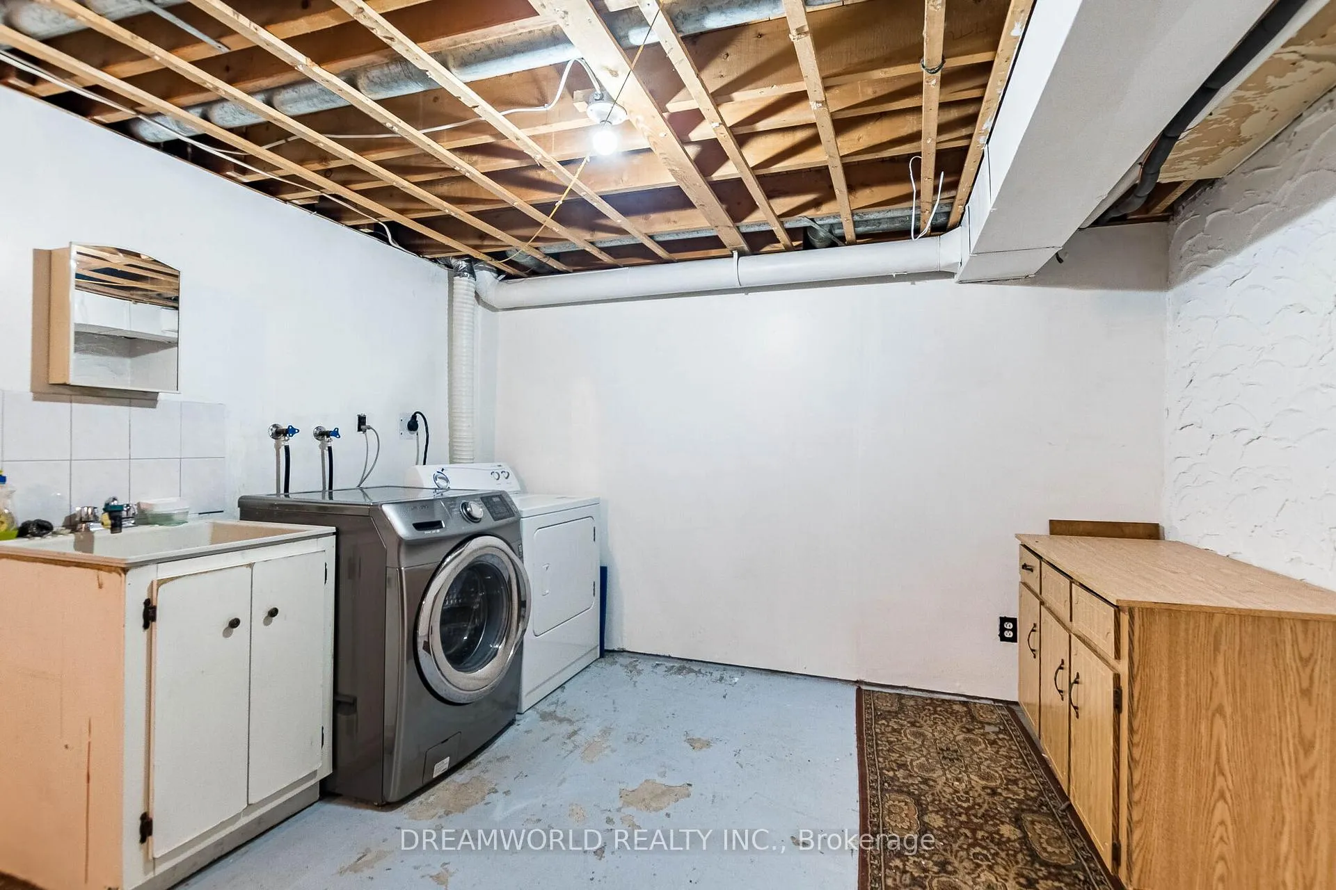 Photo 42 of 42 Northwood Drive, Brampton, Northwood Park — HOMEH