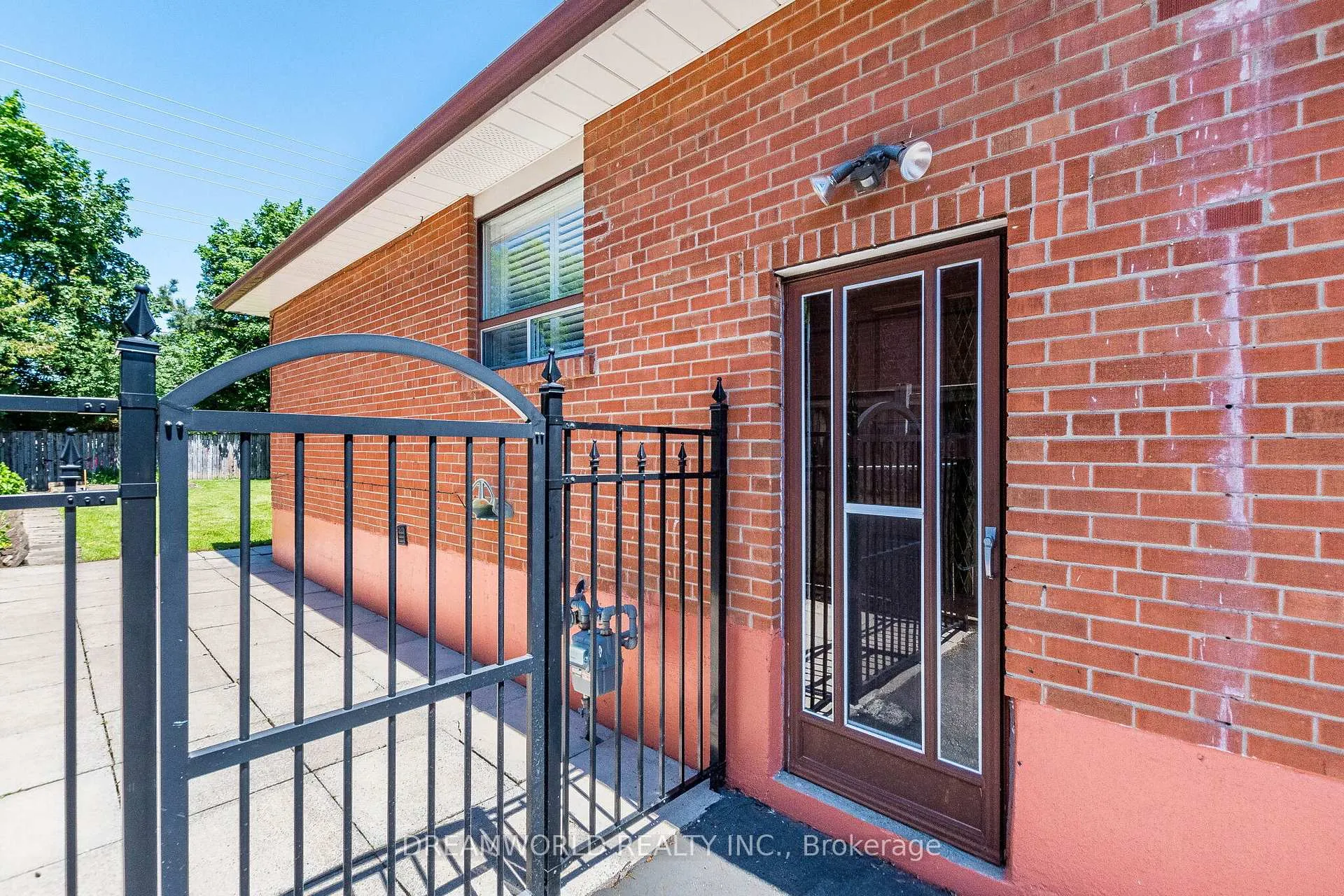 Photo 48 of 42 Northwood Drive, Brampton, Northwood Park — HOMEH