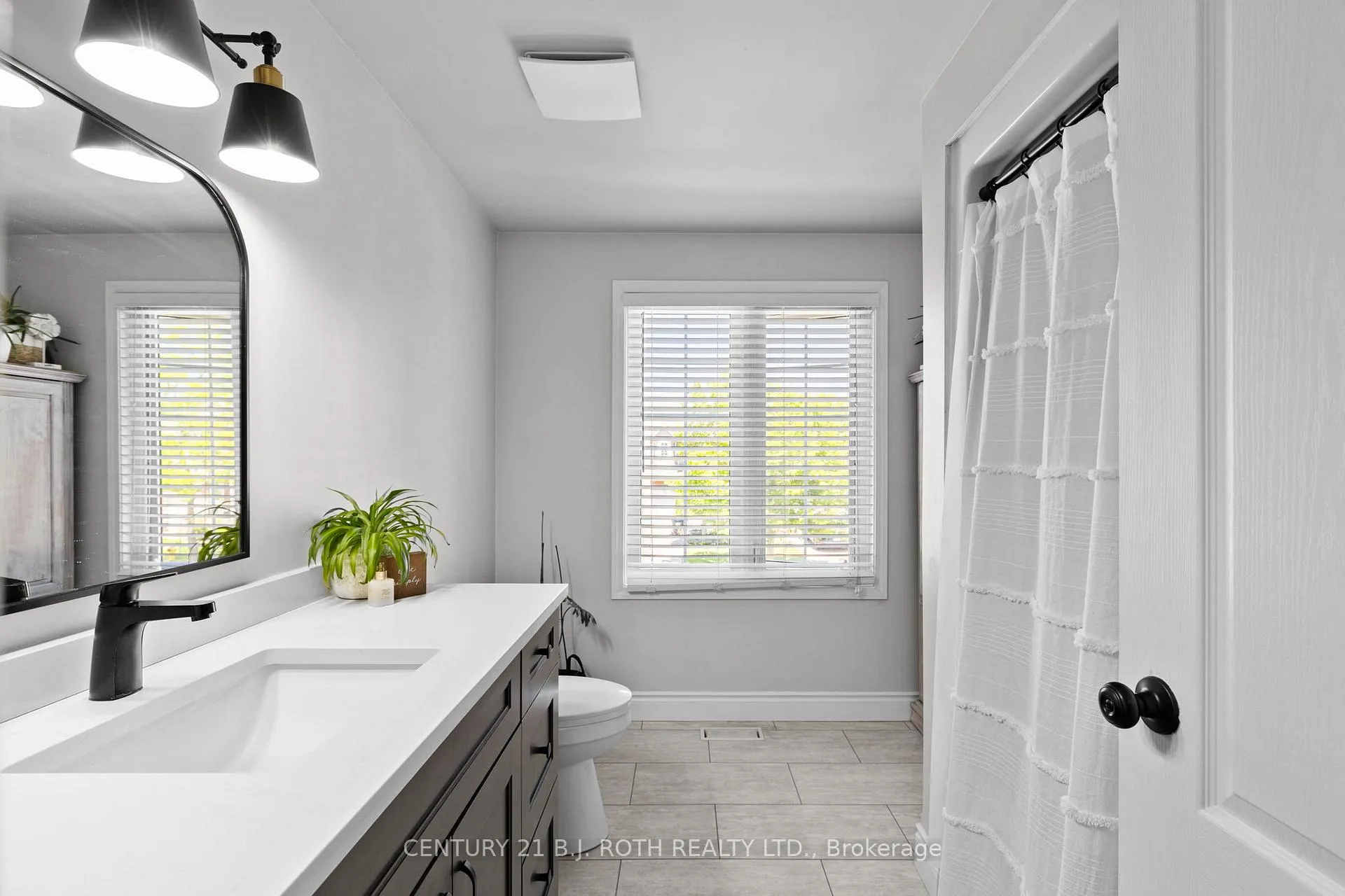 Photo 15 of 1 Ruthven Crescent, New Tecumseth, Alliston — HOMEH
