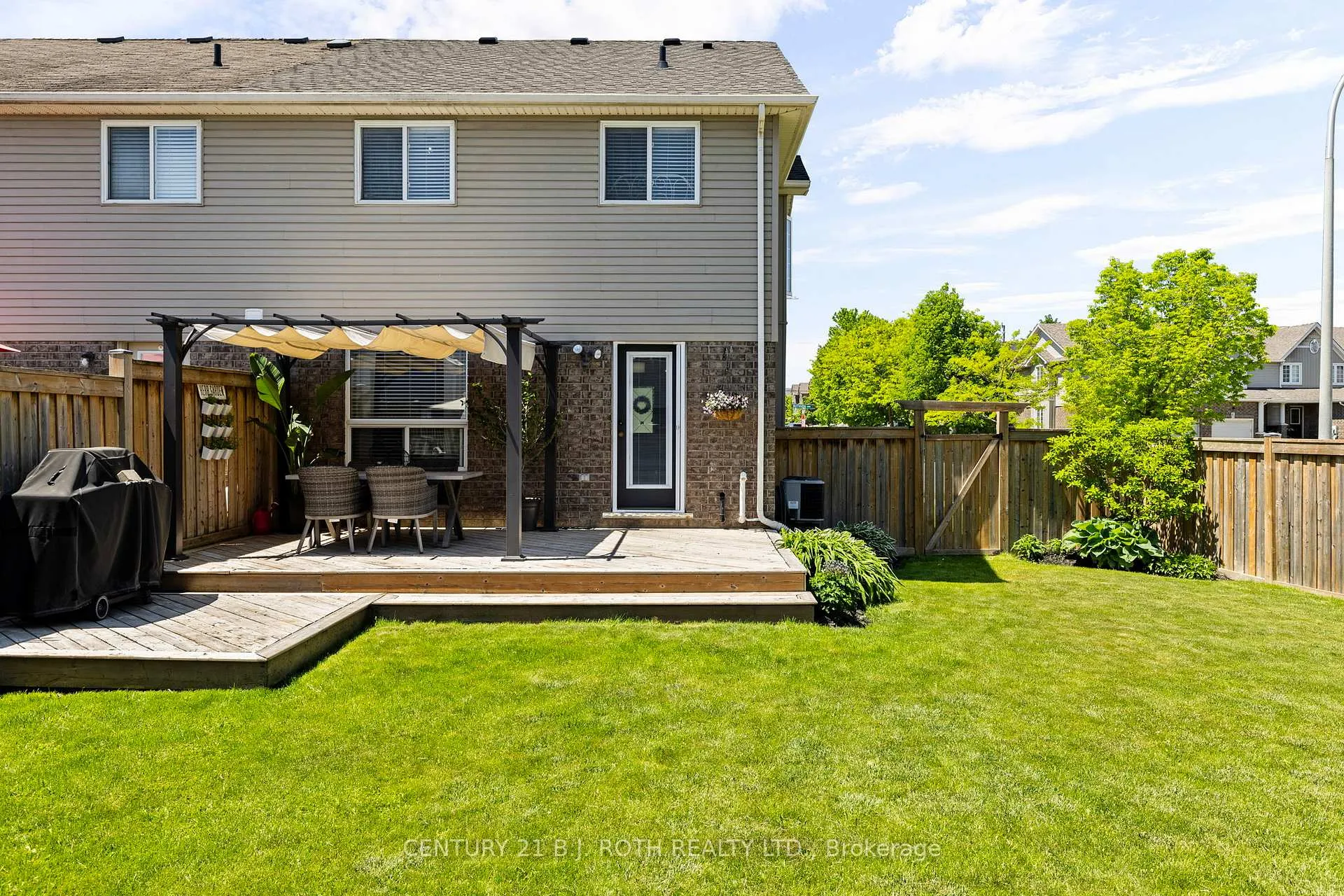 Photo 26 of 1 Ruthven Crescent, New Tecumseth, Alliston — HOMEH
