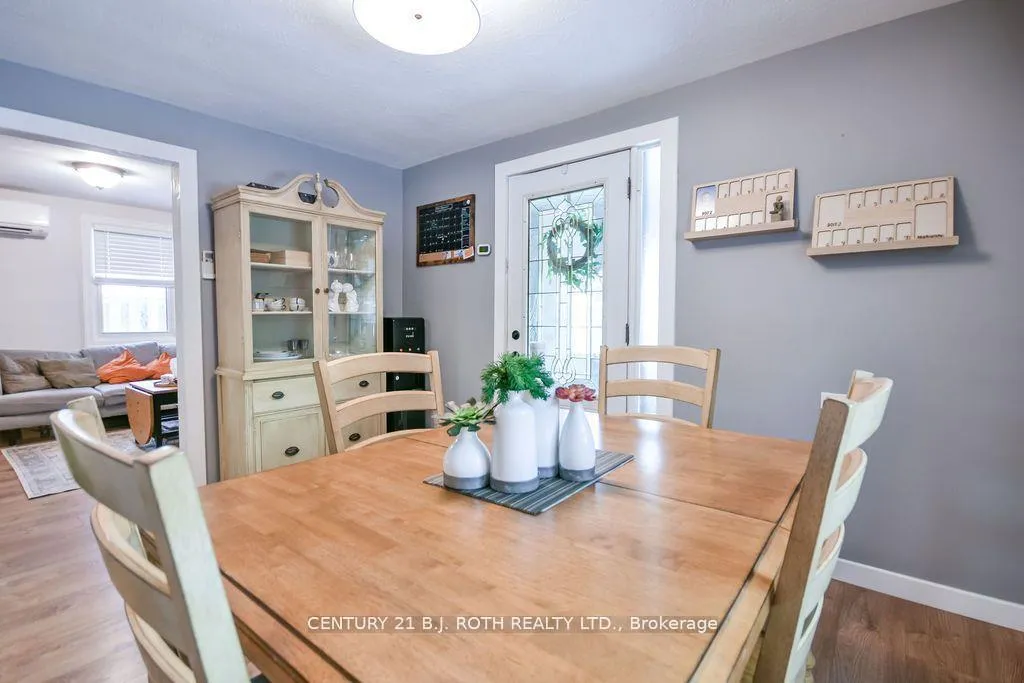 Photo 3 of 9920 County 10 Road, Clearview, Brentwood — HOMEH