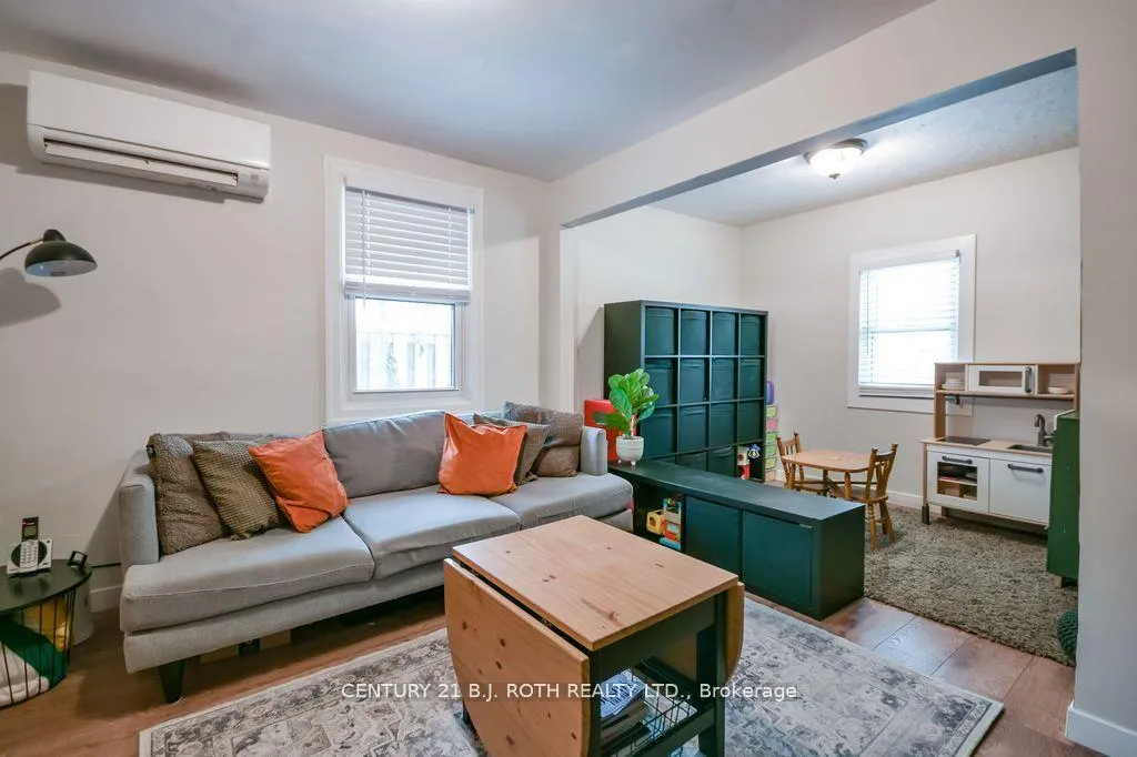 Photo 5 of 9920 County 10 Road, Clearview, Brentwood — HOMEH