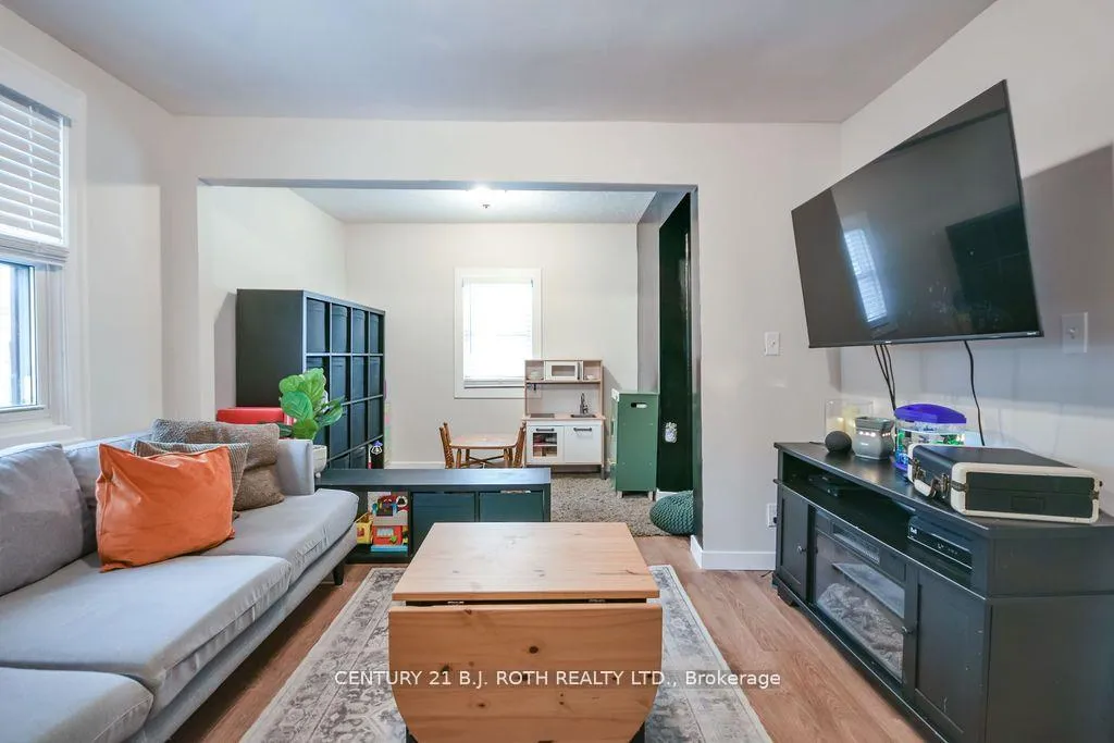 Photo 6 of 9920 County 10 Road, Clearview, Brentwood — HOMEH