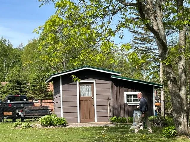Photo 13 of 25 Fitz Avenue, South River — HOMEH