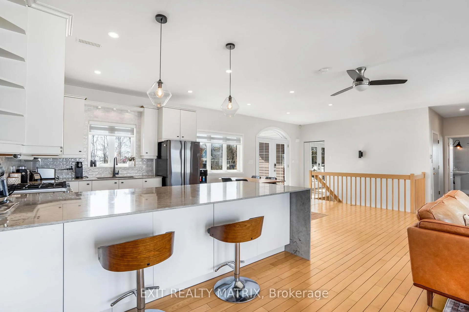 Photo 10 of 1624 Bay Road, Champlain, Champlain Twp — HOMEH